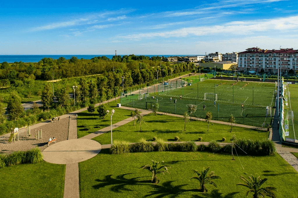 Футбольный лагерь в Сочи – лагерь на море, Краснодарский край, Сочи, 2 локации. Путевки в детский лагерь на 2024 год, фото размещения 1