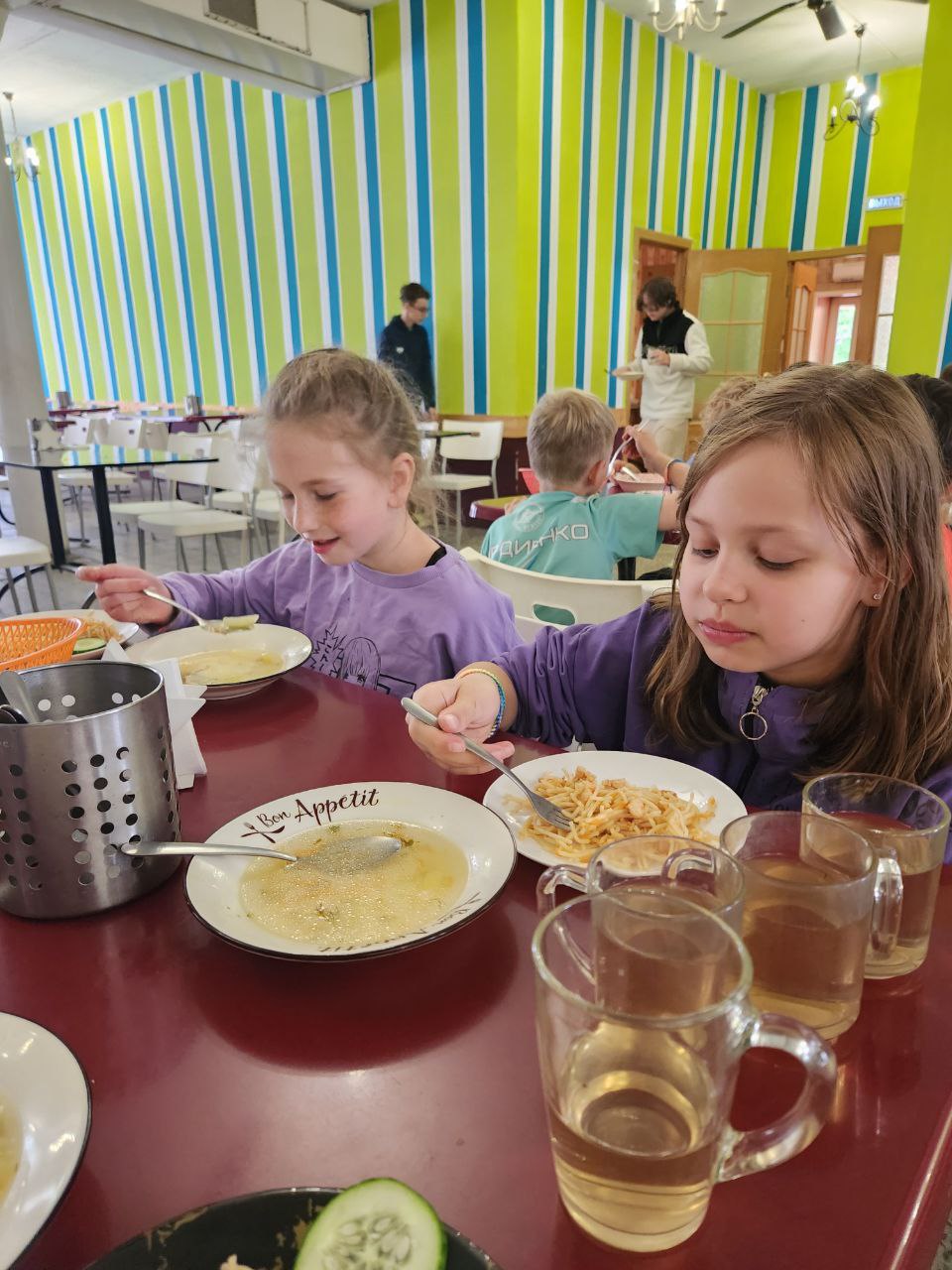 Кульбит – спортивный лагерь, Ленинградская обл., Выборгский р-н. Путевки в детский лагерь на 2026 год, фото питания 2