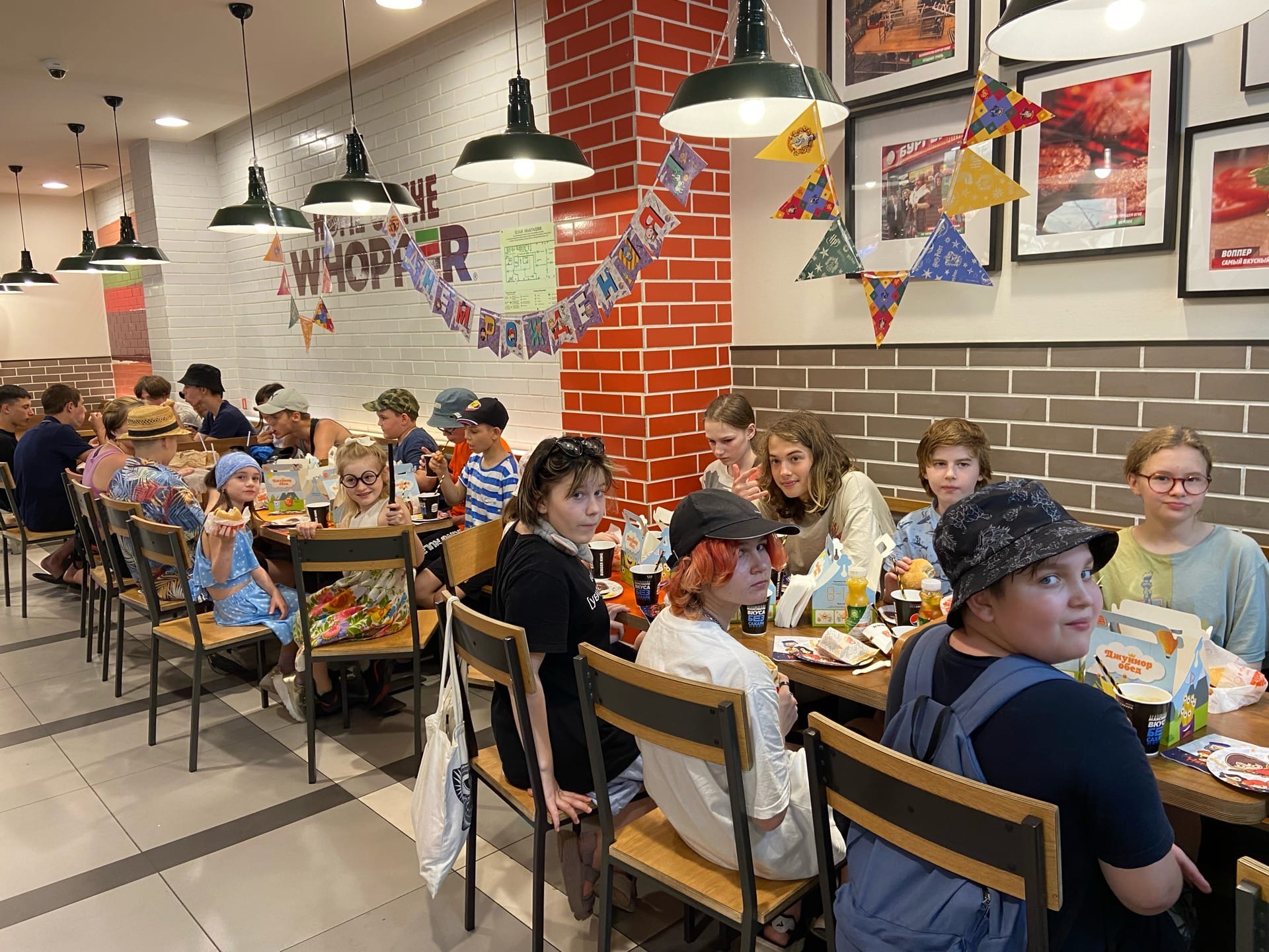 ArtCamp – творческий лагерь, Ленинградская обл., Лужский р-н. Путевки в детский лагерь на 2026 год, фото программы 7