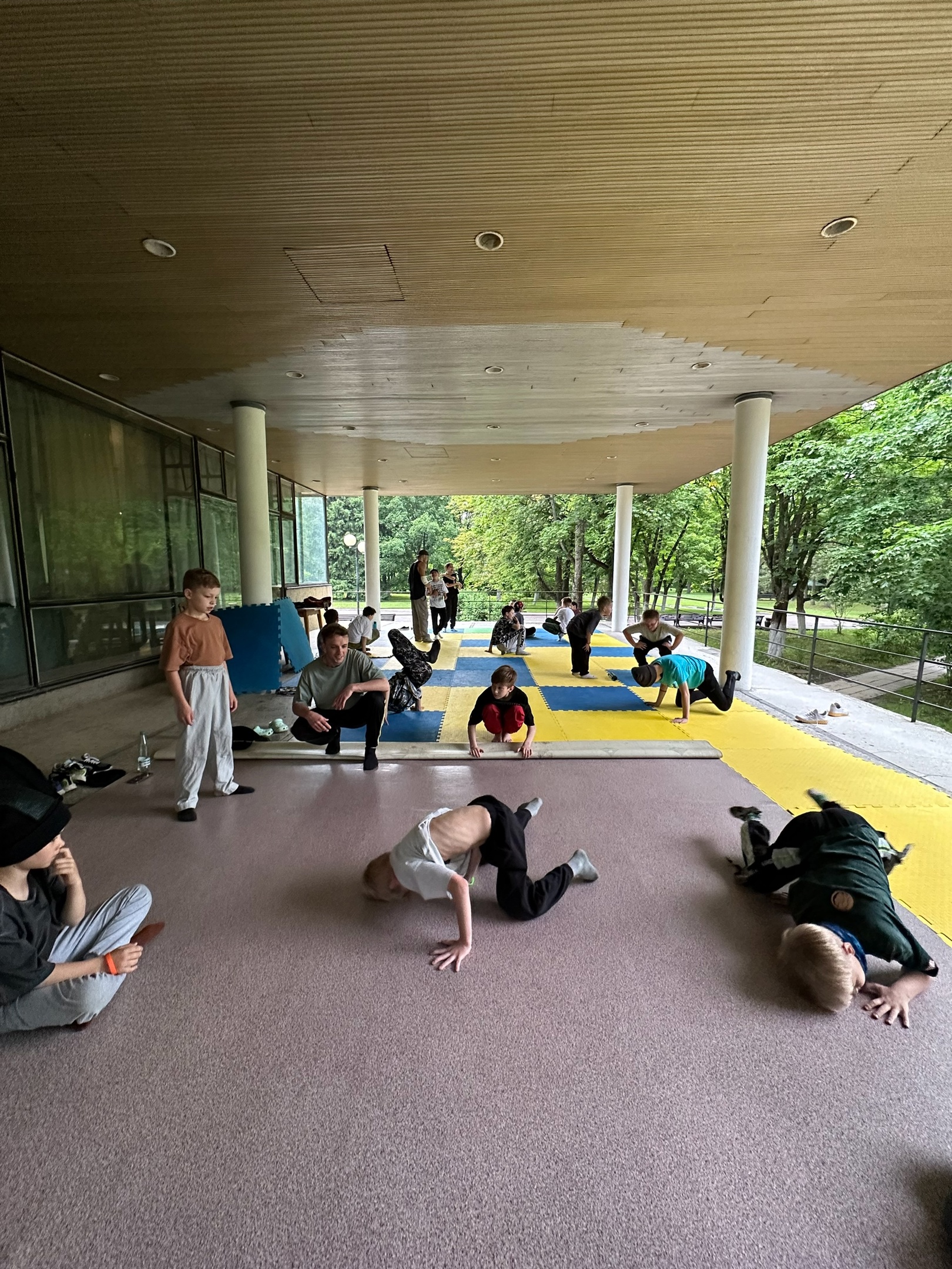 Фестиваль двигательных практик Здесь и сейчас – творческий лагерь, Московская обл., Мытищи . Путевки в детский лагерь на 2025-2026 год, фото 2