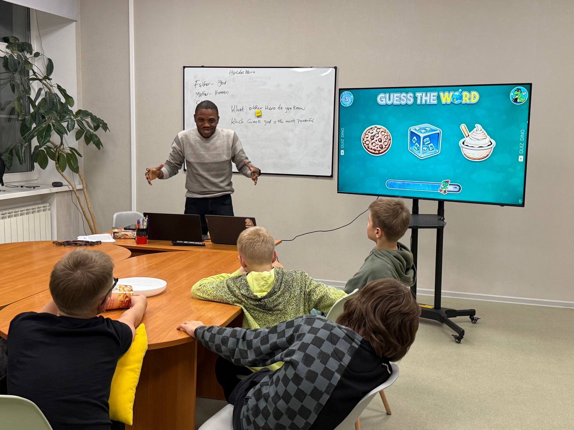 Английский городской лагерь Ай Класс - IClass English Language Camp – детская программа, Санкт-Петербург, м. Петроградская. Путевки на детские программы на 2026 год, фото 11