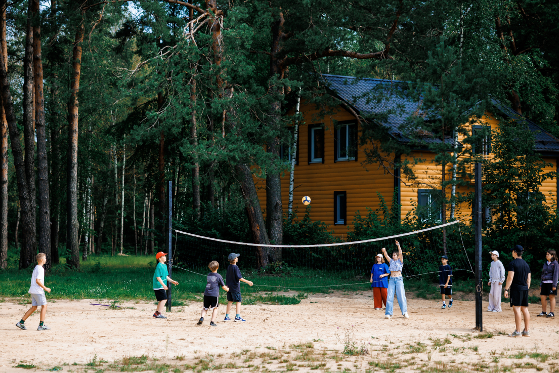 Oxford Camp Эдем 4* Classic – языковой лагерь, Московская обл., Орехово-Зуево. Путевки в детский лагерь на 2026 год, фото программы 3