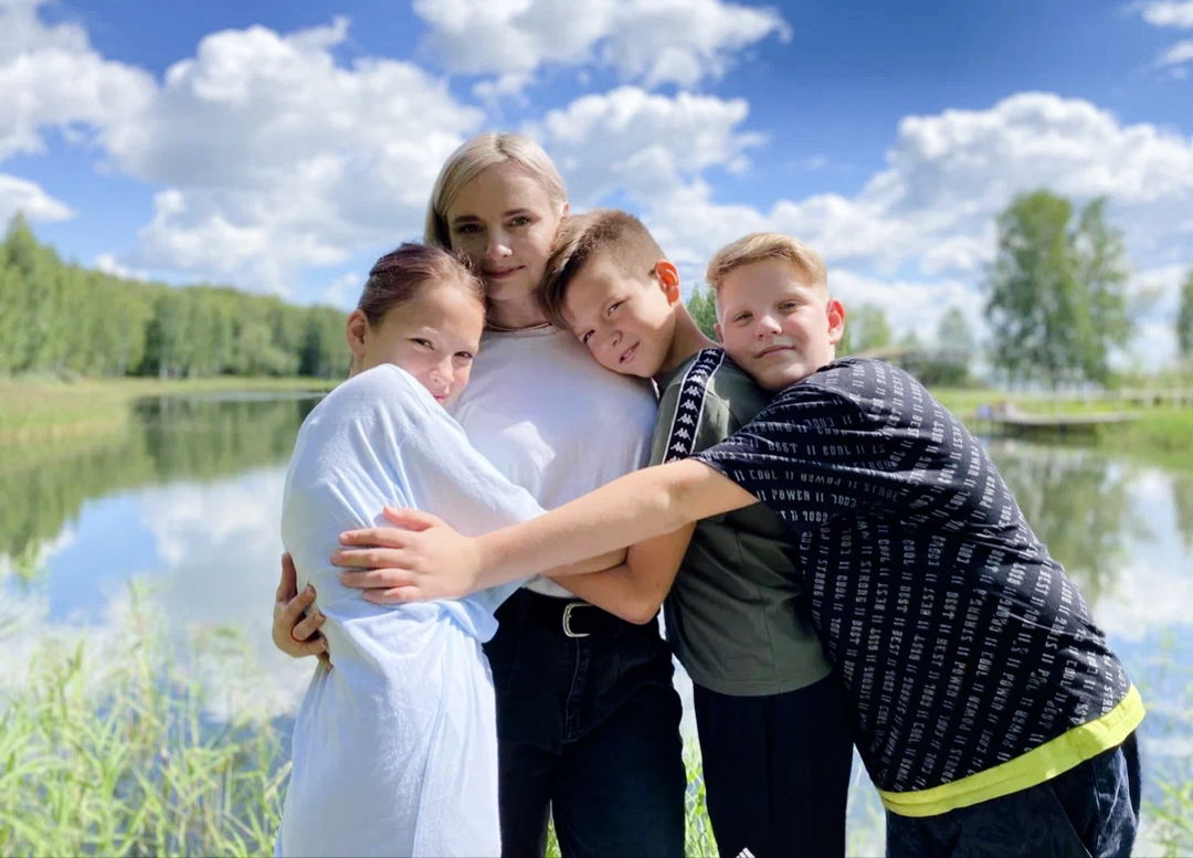 «ОXFORD FRIENDS CAMP. Выездной языковой лагерь» – путевки в летний детский лагерь 2023, Новосибирск – 3.