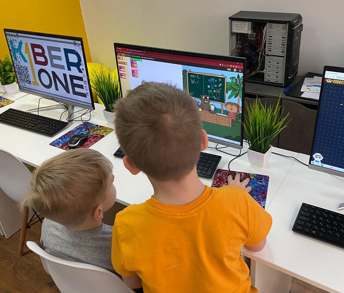 «Интенсив от KIBERONE в Парк-Отеле Орловский», Московская обл., Ленинский р-н.