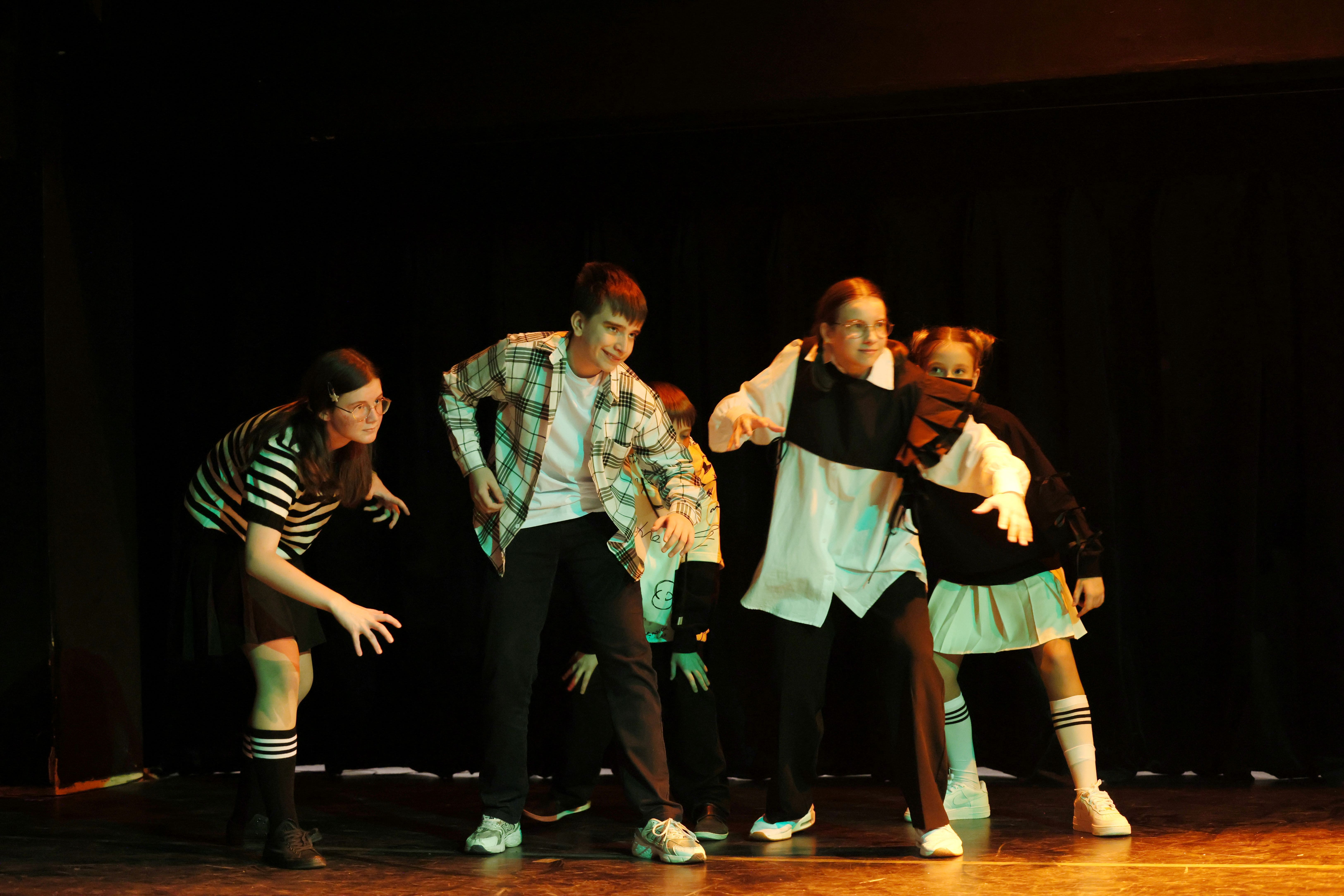 «Школа актёрского мастерства Отражение », Москва, 3 локации – 5.