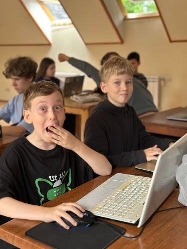 Лагерь Юайти. 4 Сезона – IT и математический лагерь, Московская обл., Серпуховский р-н. Путевки в детский лагерь на 2026 год, фото программы 2