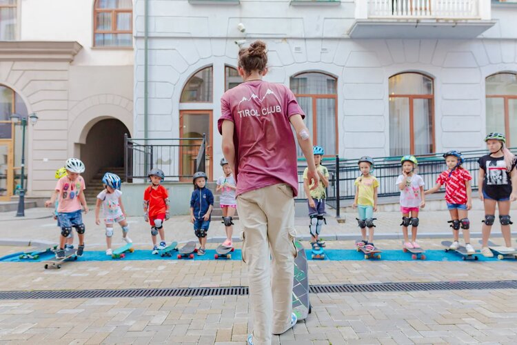 TIROL CLUB – туристический лагерь, Краснодарский край, Сочи (Красная Поляна). Путевки в детский лагерь на 2026-2027 год, фото обучения 4