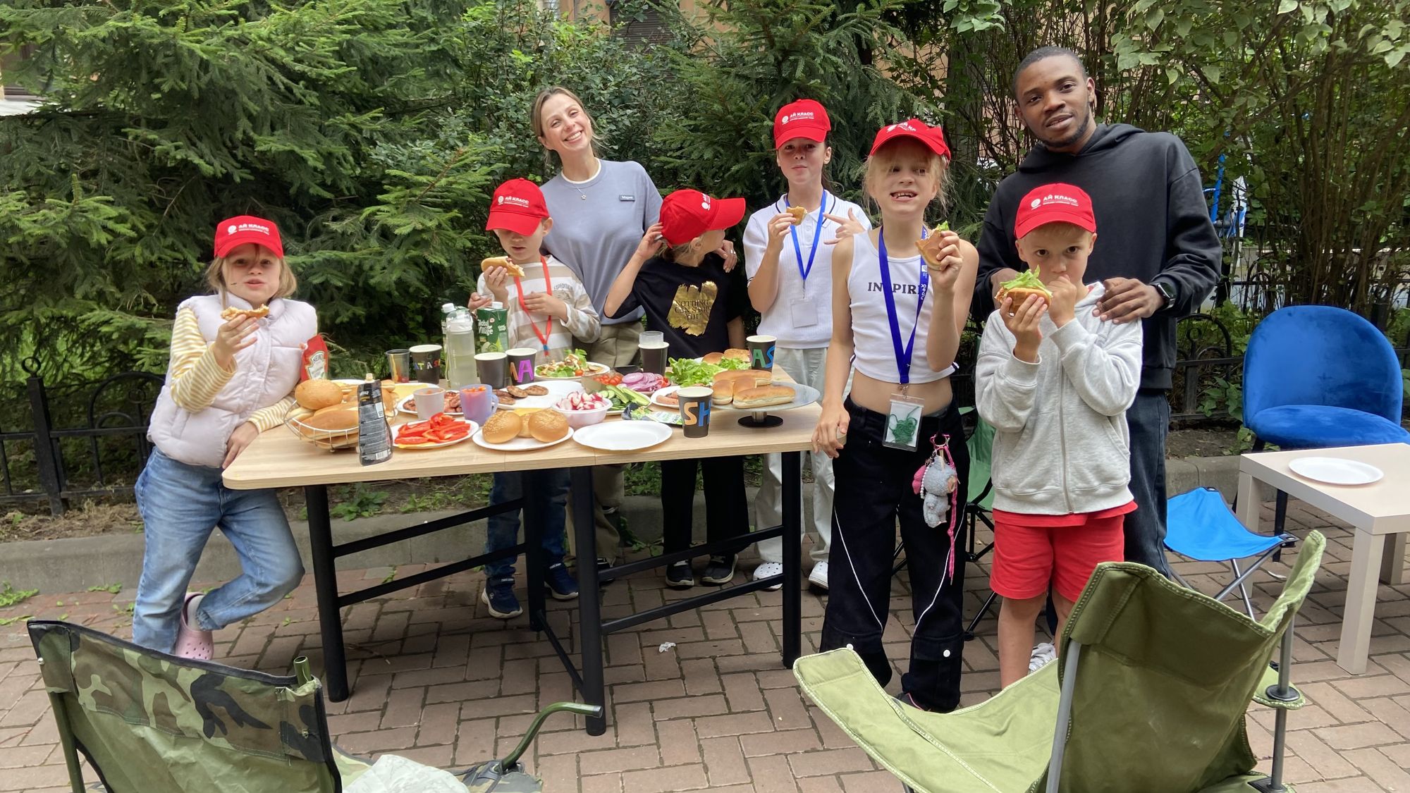 Английский городской лагерь Ай Класс - IClass English Language Camp – детская программа, Санкт-Петербург, м. Петроградская. Путевки на детские программы на 2026 год, фото питания 3