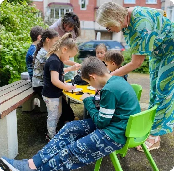Клуб английского языка UFirst – детская программа, Москва, 10 локаций. Путевки на детские программы на 2026 год, фото 6