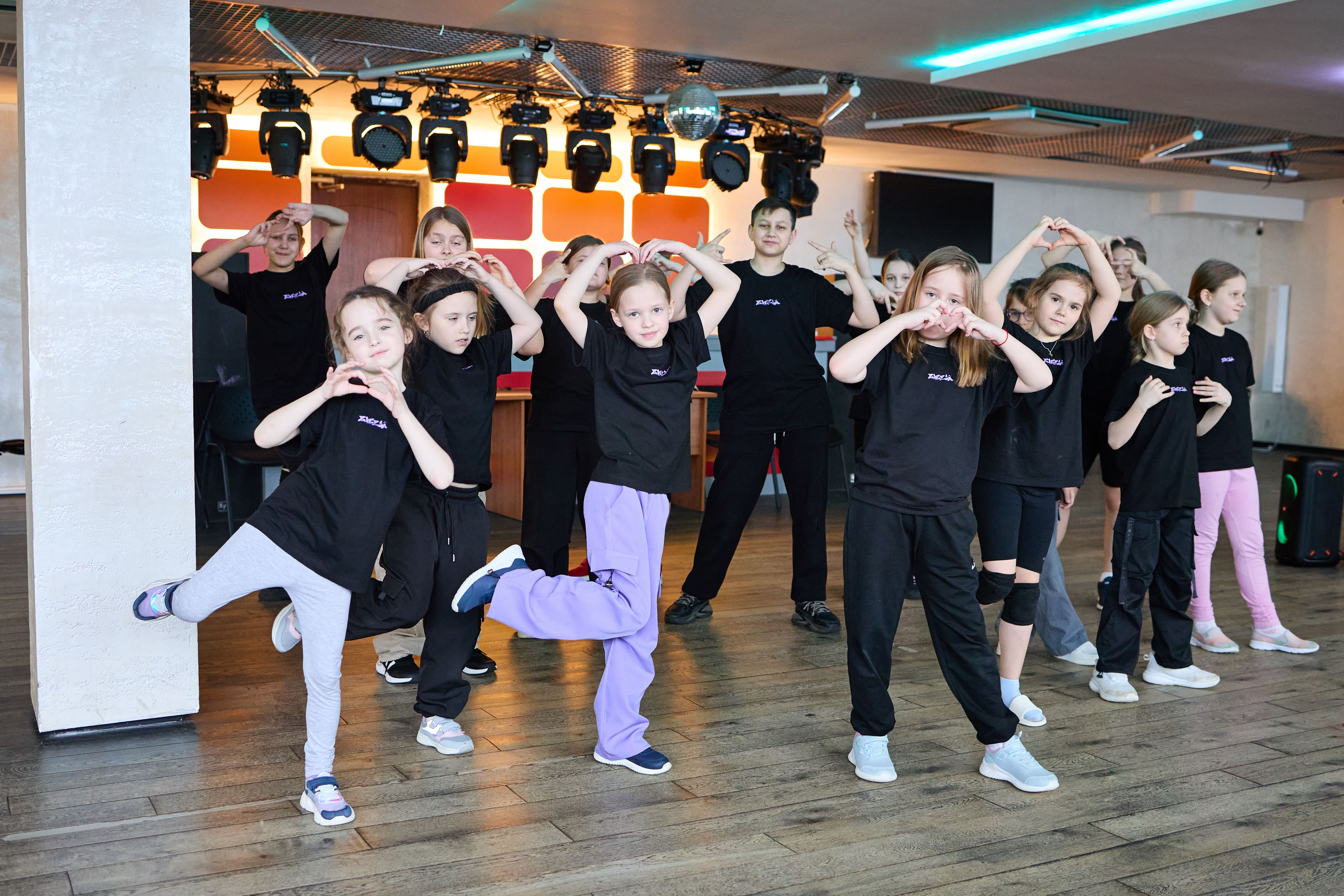 Танцевальная программа Звезда – творческий лагерь, Московская обл., Мытищинский р-н. Путевки в детский лагерь на 2026 год, фото 8