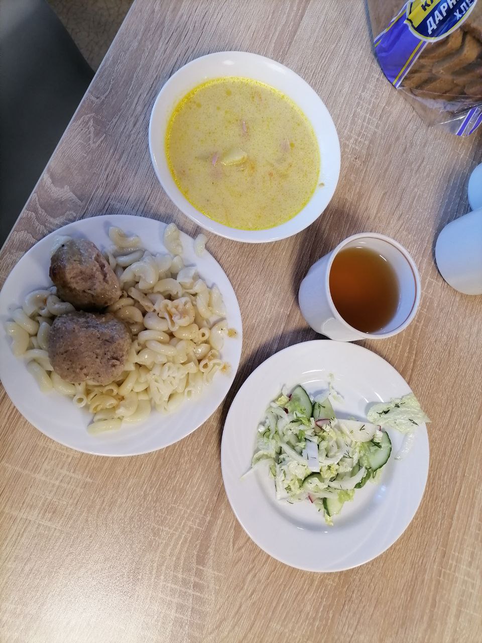 Конный лагерь Актив – спортивный лагерь, Ленинградская обл., Всеволожск. Путевки в детский лагерь на 2026 год, фото питания 6