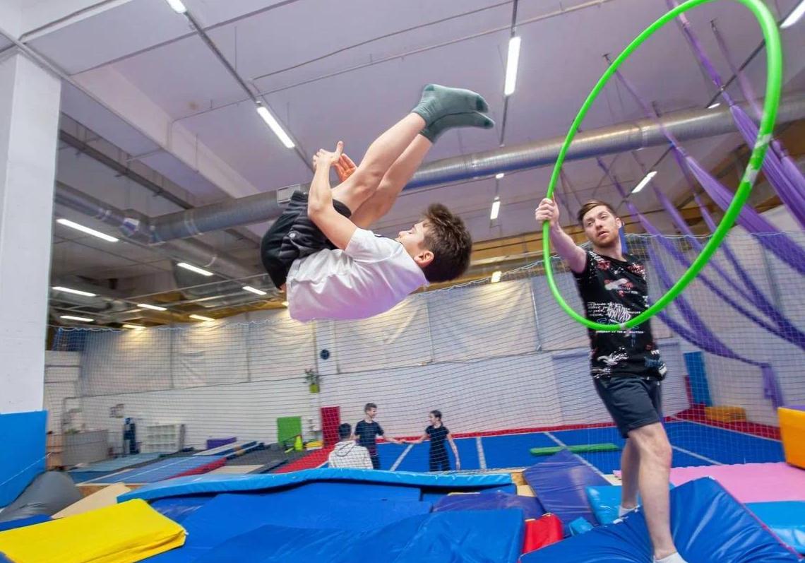 «Городской лагерь Эндорфин Gym», Санкт-Петербург, м. Ладожская – 1.