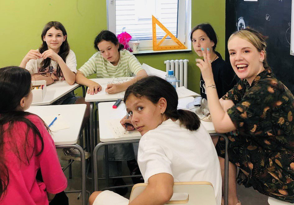 «13а. Английский лагерь для подростков», Санкт-Петербург, м. Чкаловская – 2.