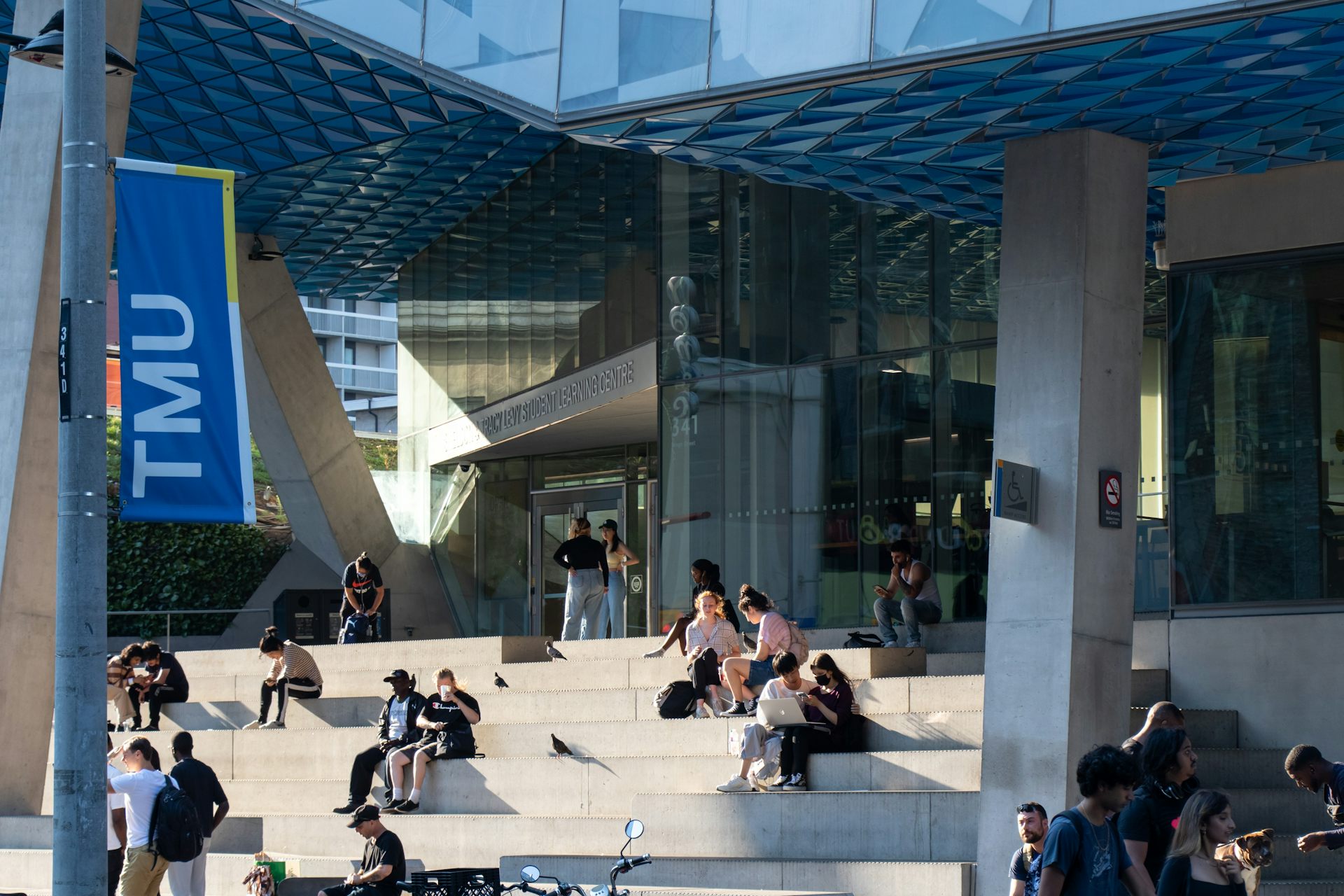 Toronto Metropolitan University – языковой лагерь, Канада, Торонто. Путевки в детский лагерь на 2025-2026 год, фото 1