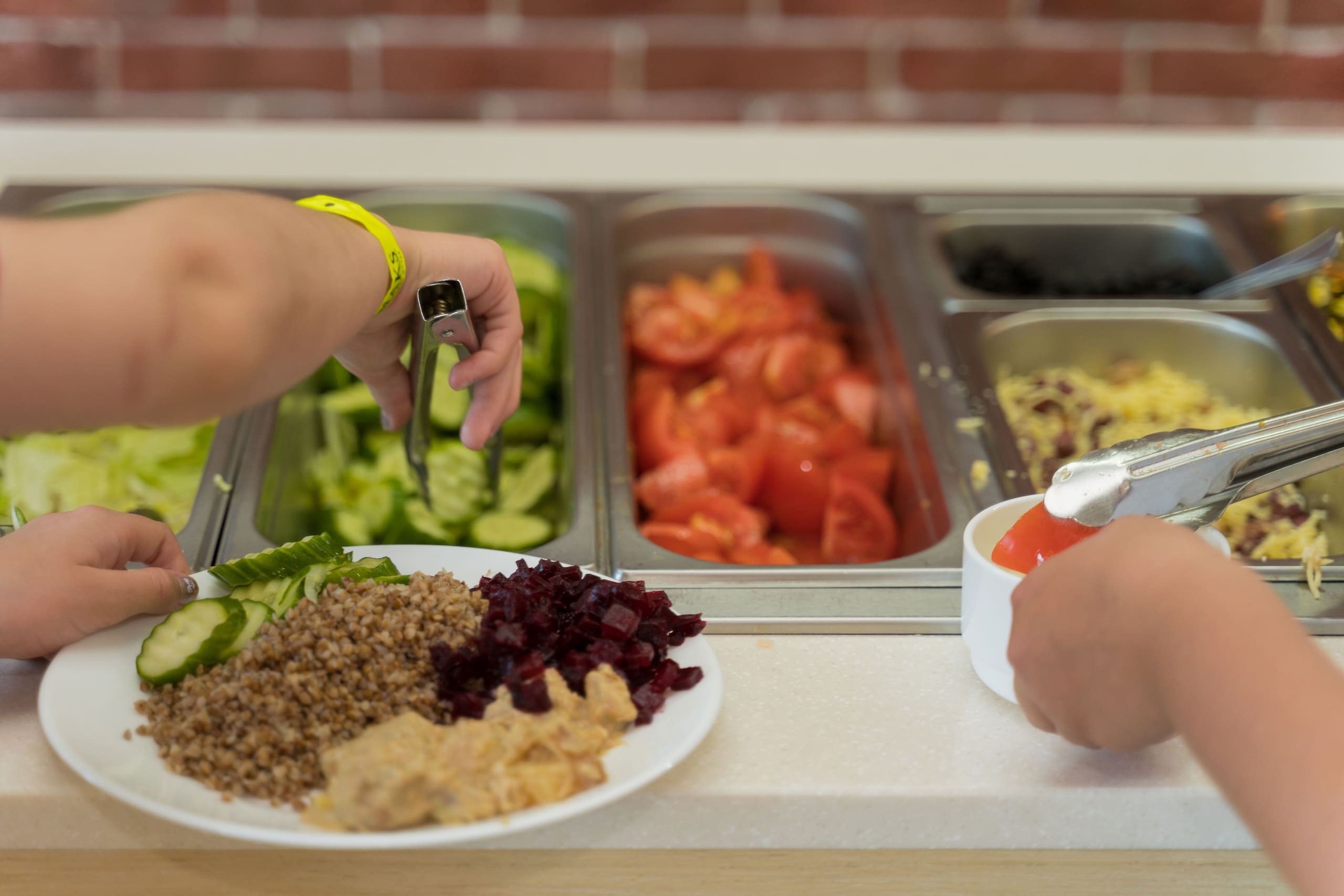 Танцевальный K-pop лагерь Vysota Dance Camp – творческий лагерь, Московская обл., Истра. Путевки в детский лагерь на 2026 год, фото питания 2