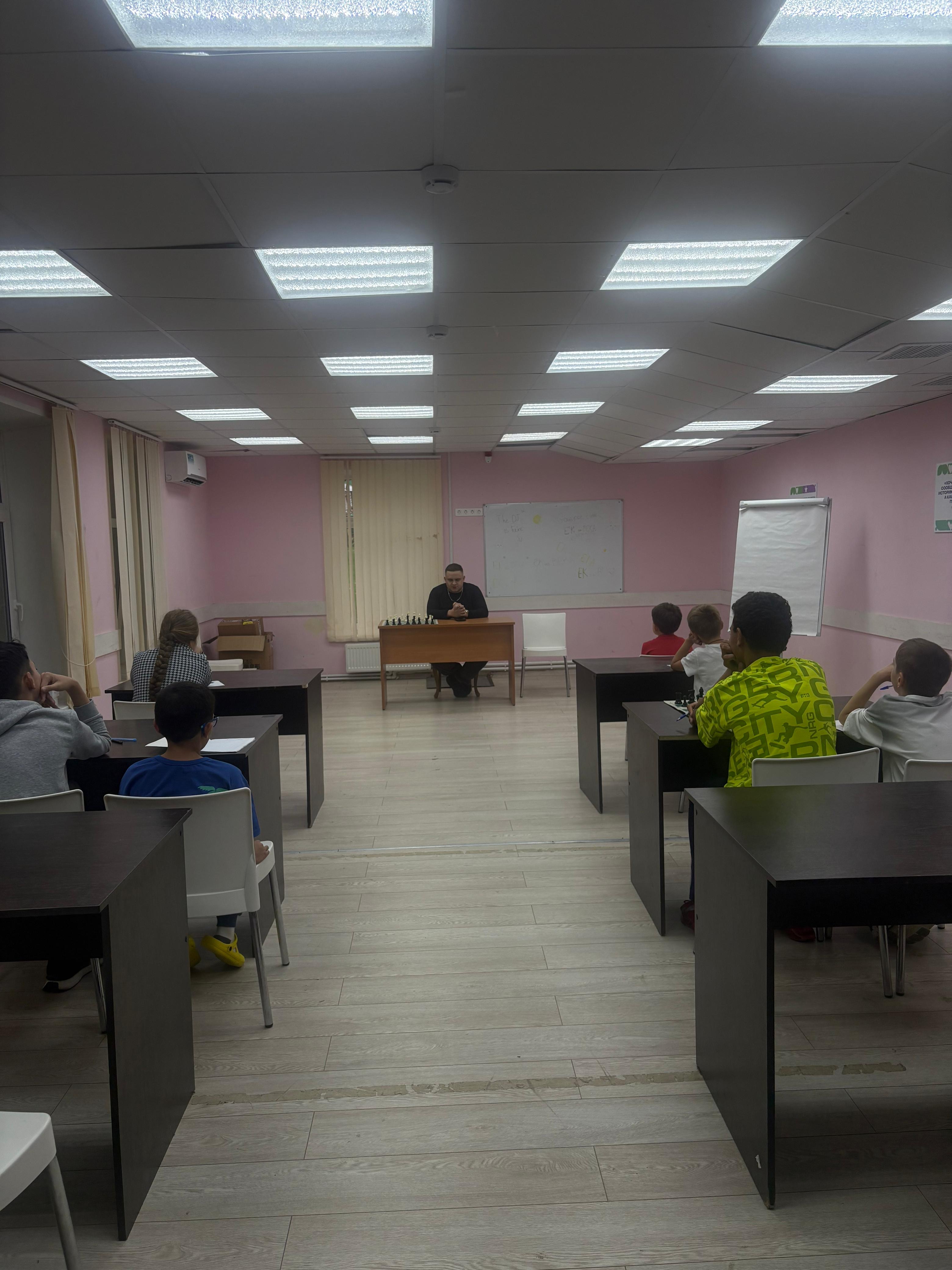 Шахматный лагерь EduChess – спортивный лагерь, Московская обл., Раменский р-н. Путевки в детский лагерь на 2026 год, фото обучения 3