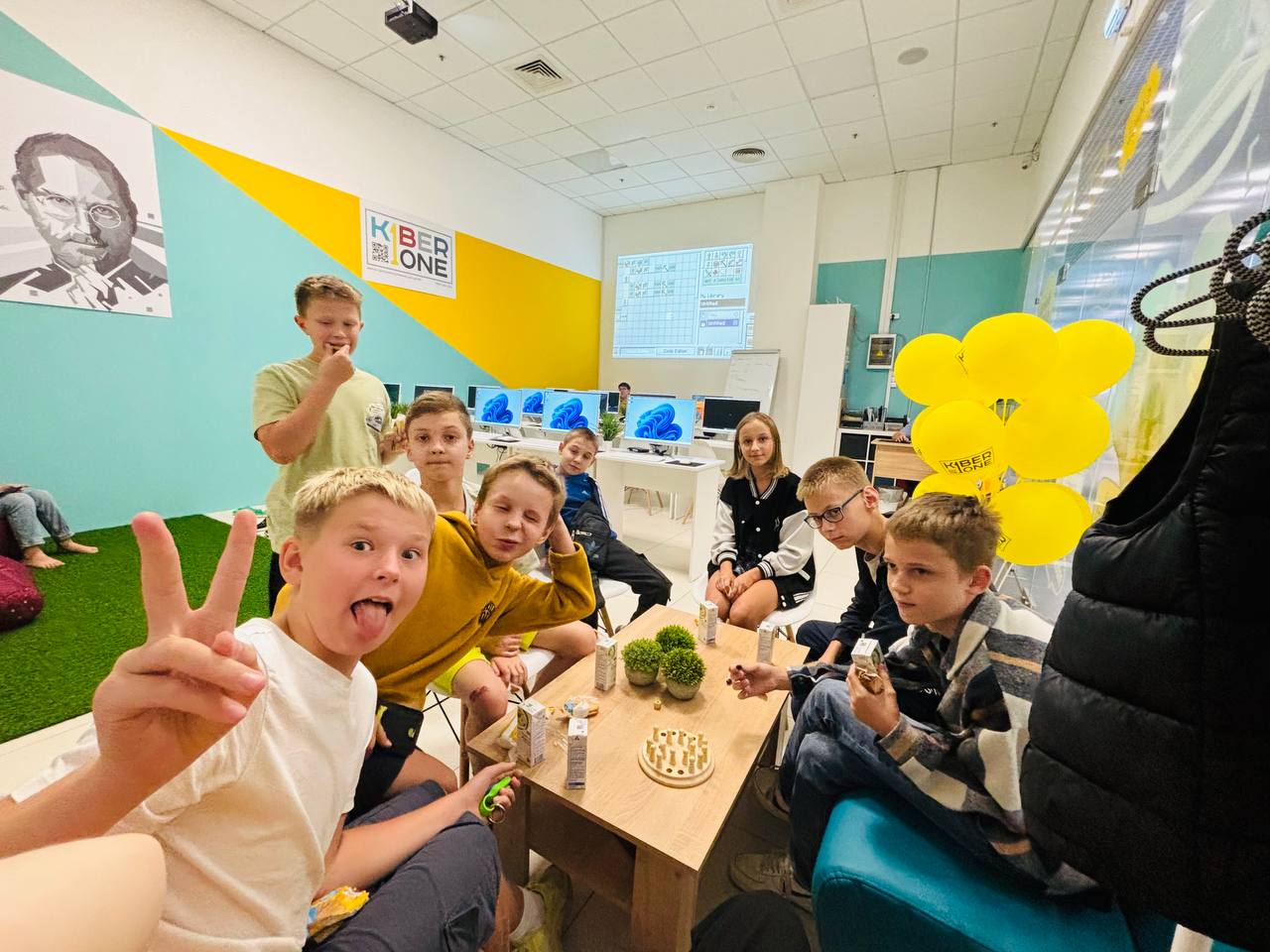 KIBERone. CAO – городской лагерь, Москва, 3 локации. Путевки в детский лагерь на 2026 год, фото 9