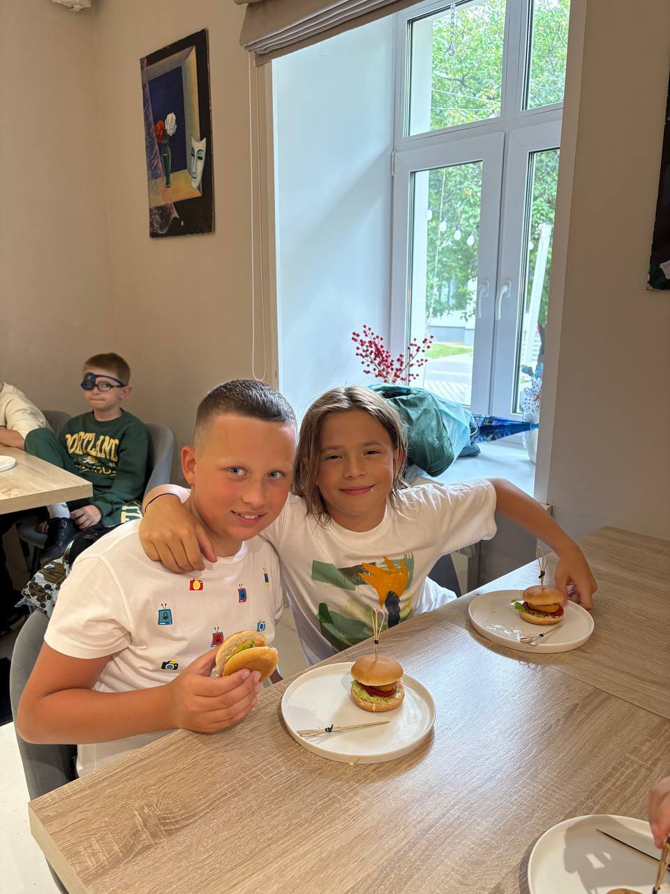 Английский хобби клуб Городские каникулы – городской лагерь, Москва, ВДНХ. Путевки в детский лагерь на 2026 год, фото питания 2