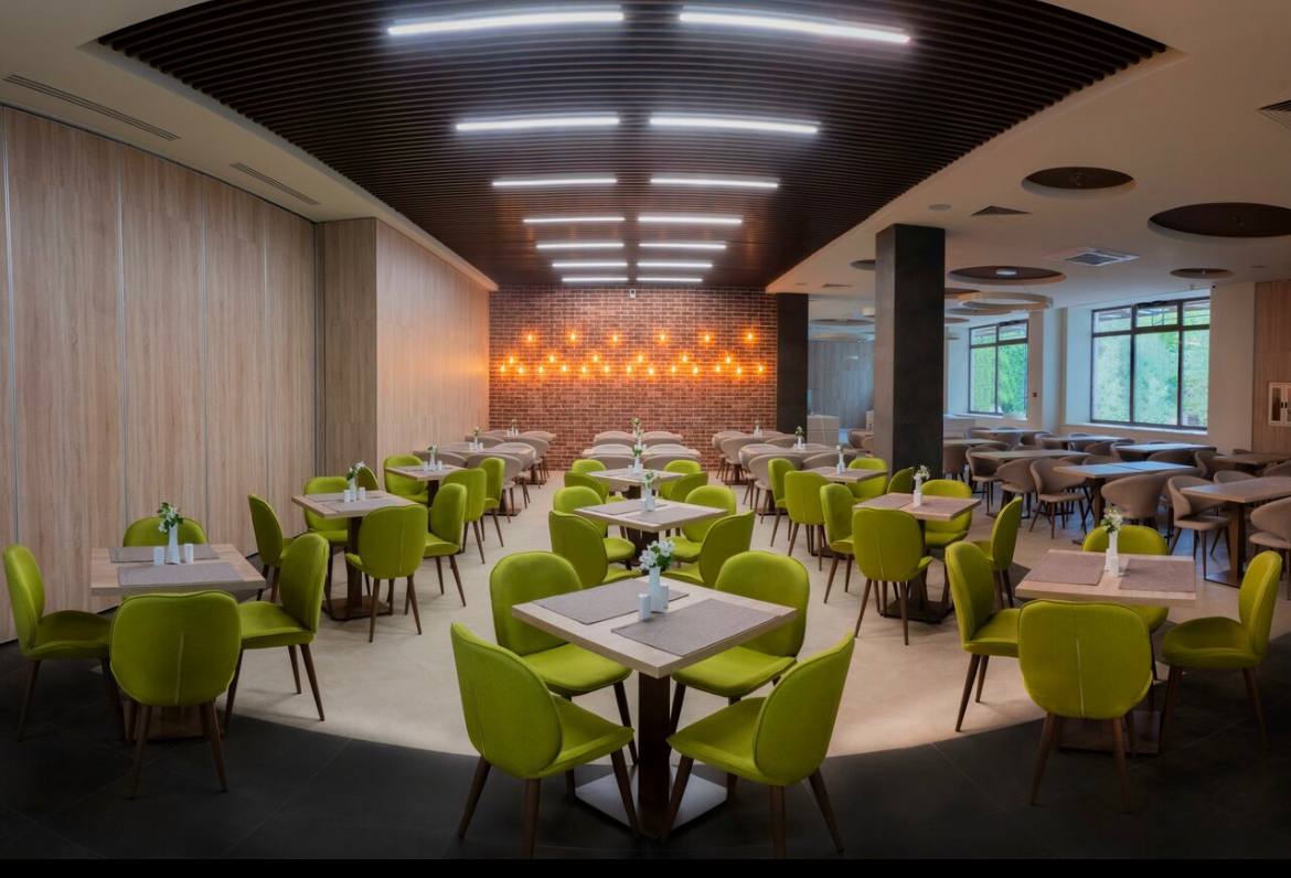 Танцевальный K-pop лагерь Vysota Dance Camp – творческий лагерь, Московская обл., Истра. Путевки в детский лагерь на 2026 год, фото питания 1