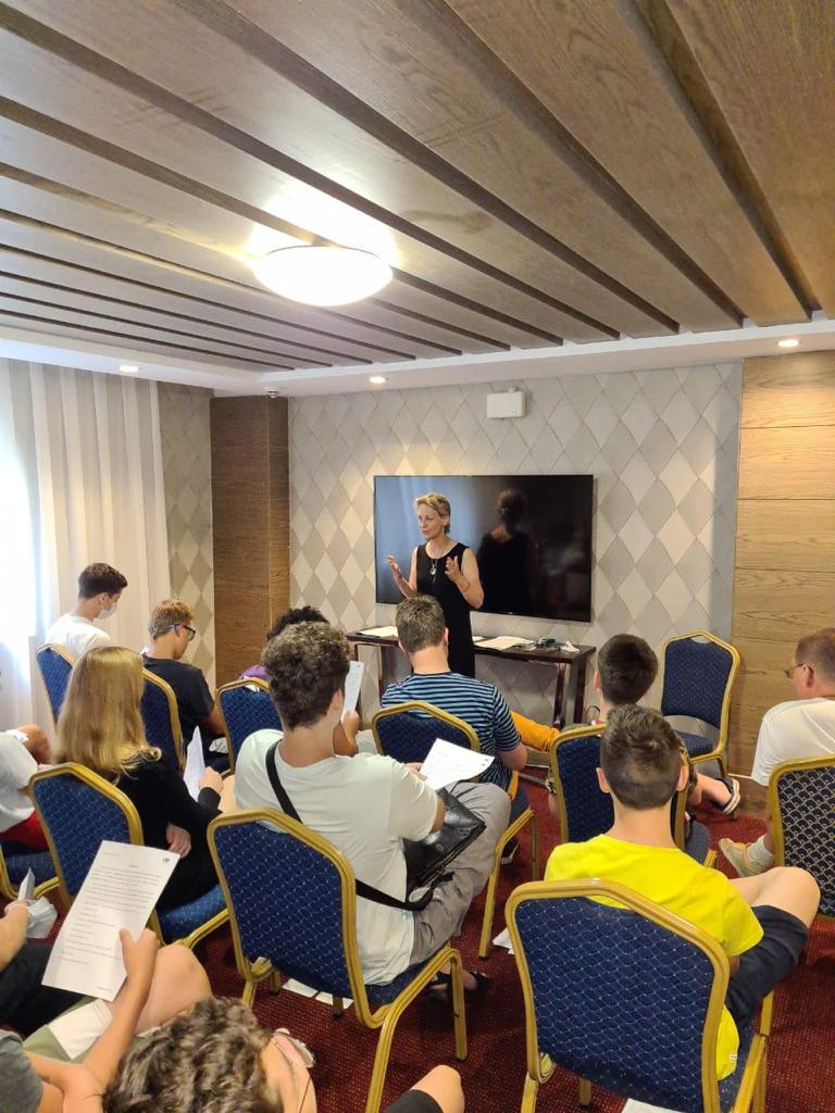 SkolkovoCamp – языковой лагерь, Московская обл., Одинцовский р-н,  МШУ Сколково. Путевки в детский лагерь на 2026-2027 год, фото программы 5