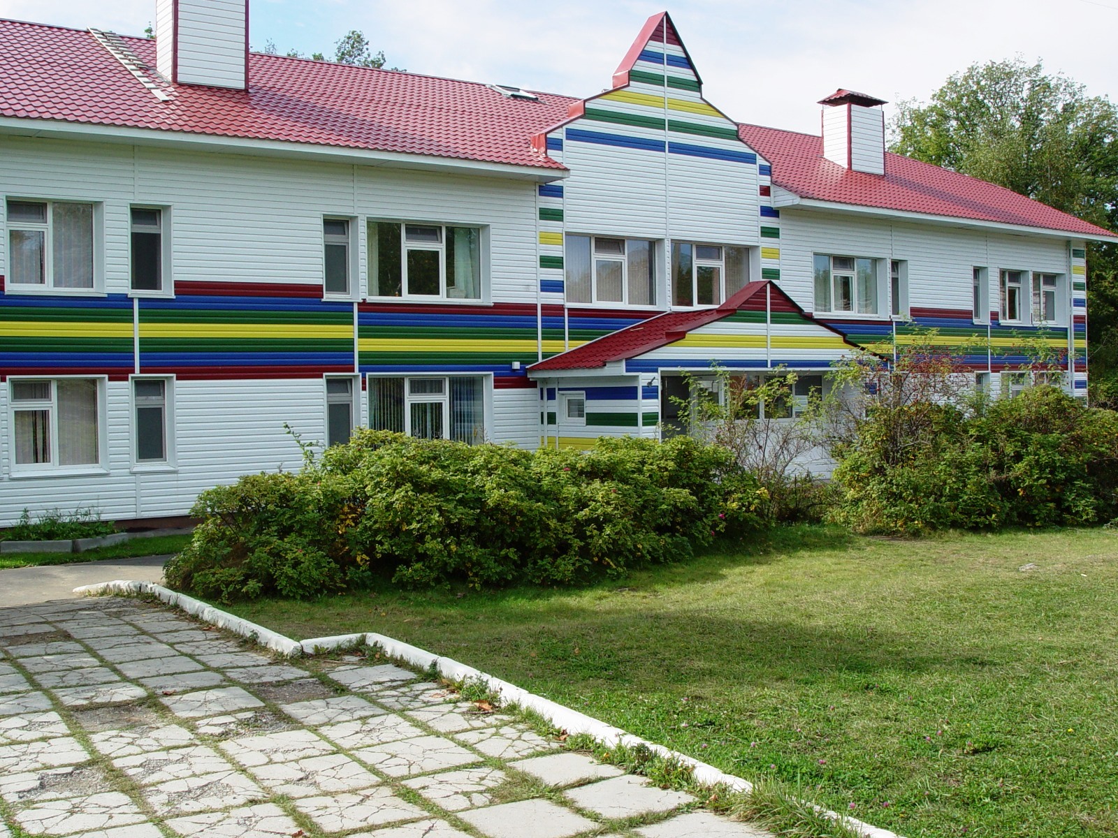 Junior Camp. Подмосковье Солнечный – творческий лагерь, Москва, п. Воскресенское. Путевки в детский лагерь на 2026-2027 год, фото размещения 1