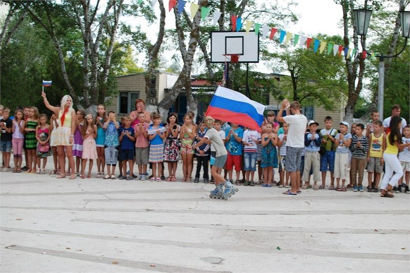 «Парус» – Детский оздоровительный лагерь для детей 8-17 лет в Крыму, Евпатория, купить путевку в лагерь, фото программы 2