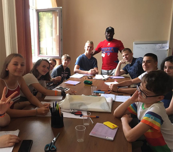 «Multi Camp» – лингвистический лагерь в Крыму, фото обучения 1