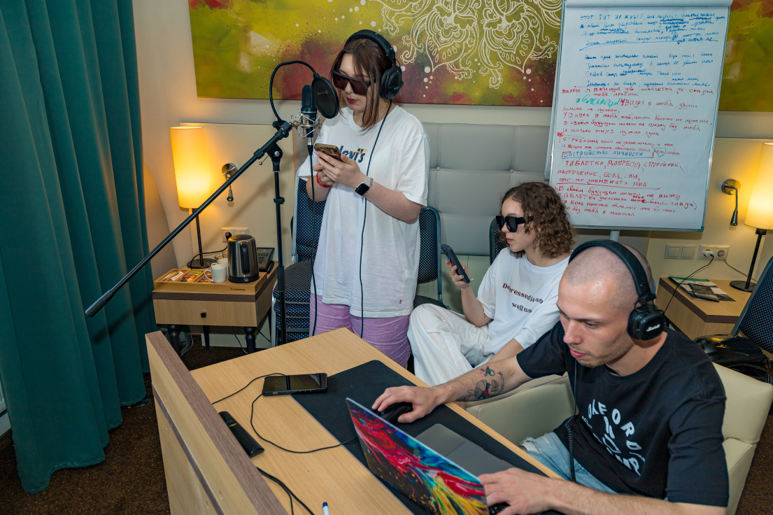 Oxford Camp Азимут 4* English Premium – языковой лагерь, Ярославская обл., Переславский р-н. Путевки в детский лагерь на 2026 год, фото обучения 5