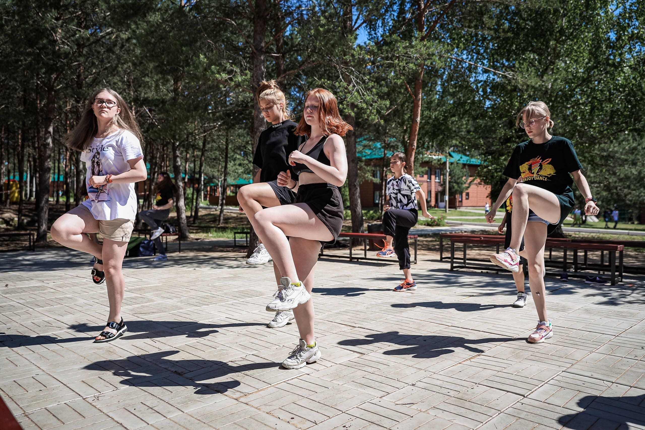 Enjoy Dance – лагерь с бассейном, Калужская область, Жуковский район. Путевки в детский лагерь на 2024 год, фото программы 5