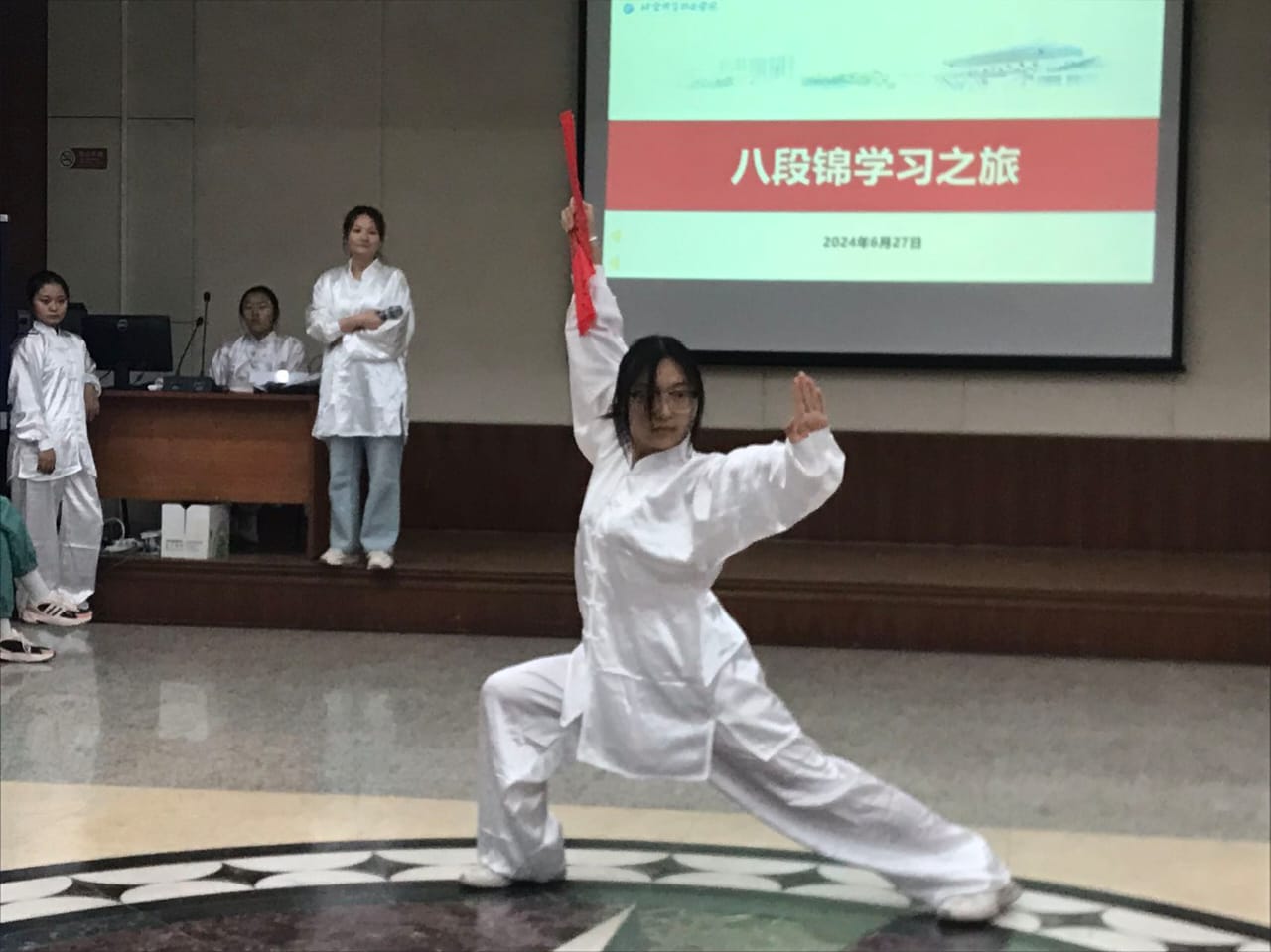 «Джон Парсонс в Пекине», Китай, Пекин – 3.