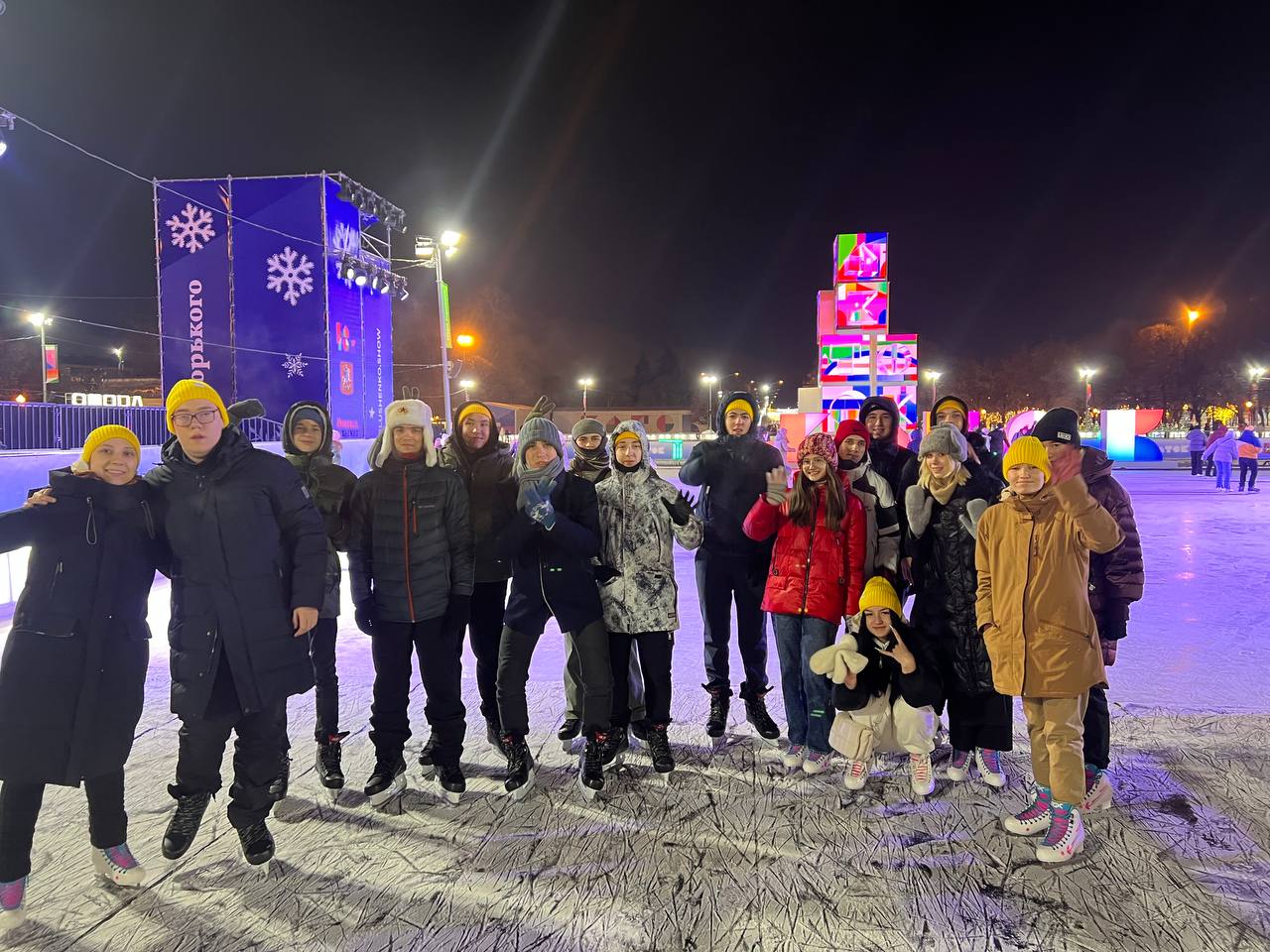 Middle Winter Camp in Moscow-City с Компьютерной Академией ТОП – городской лагерь, Москва, м. Деловой центр, Международная. Путевки в детский лагерь на 2026-2027 год, фото программы 5