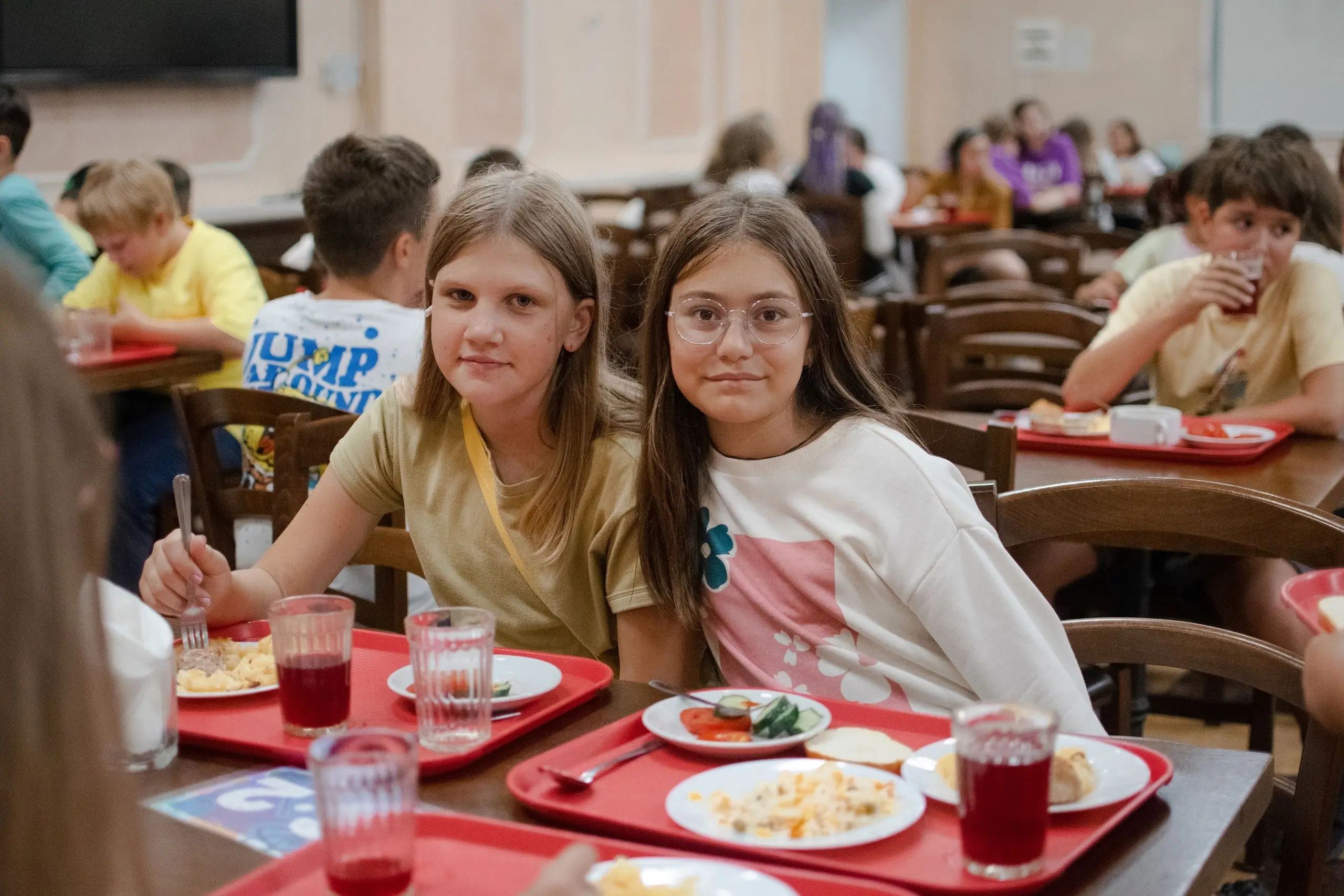 Enjoy Camp. English Level Up Ёлочки – языковой лагерь, Московская обл., Домодедово. Путевки в детский лагерь на 2026-2027 год, фото питания 2