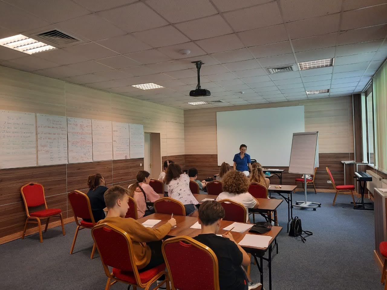 «Weekend Talk» – Языковой лагерь в Калужской области, фото обучения 1