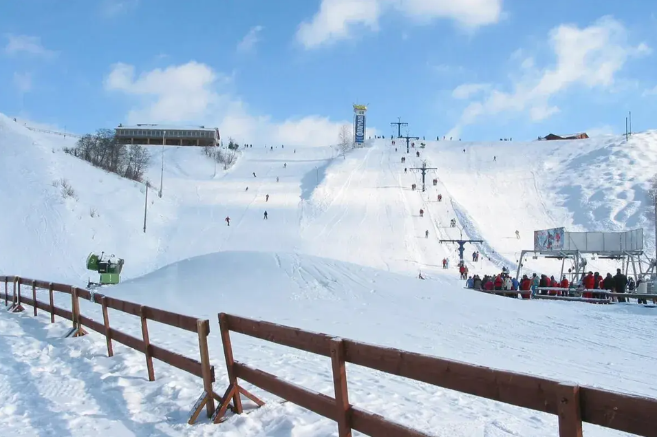 Горнолыжный тур MULTIRIDERS Волен – спортивный лагерь, Московская обл., Яхрома. Путевки в детский лагерь на 2026 год, фото 9