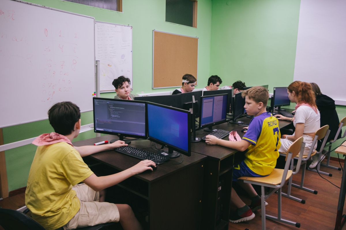 SportZania. IT-программа – IT и математический лагерь, Московская обл., Истринский р-н. Путевки в детский лагерь на 2026 год, фото 8