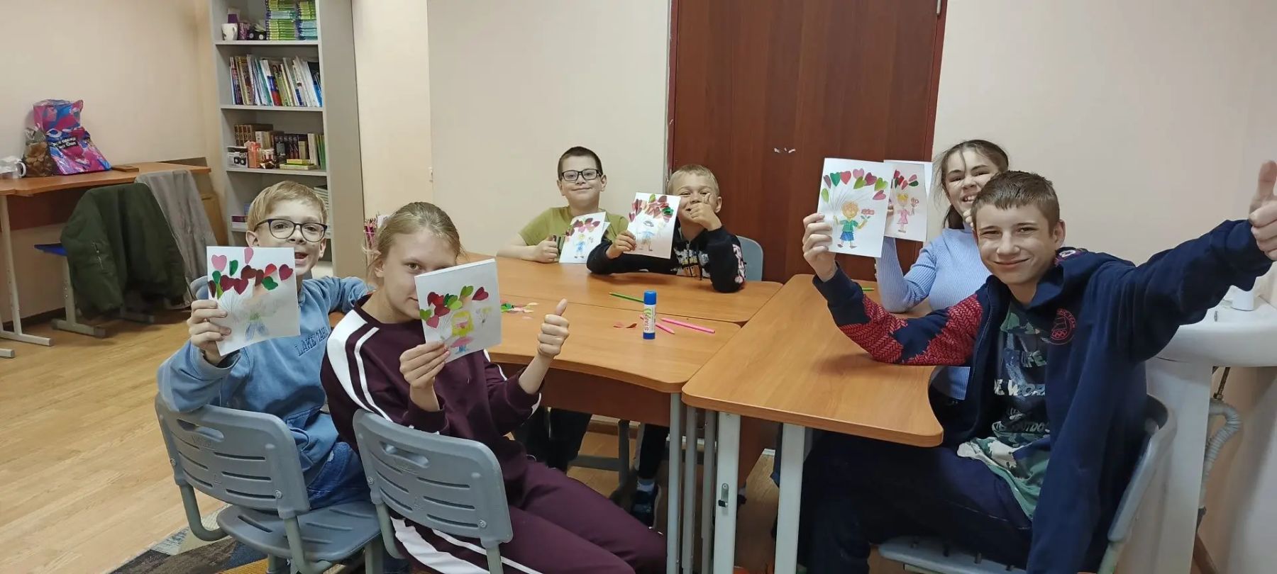 Ириски – детская программа, Москва, м. Тимирязевская. Путевки на детские программы на 2026 год, фото программы 1