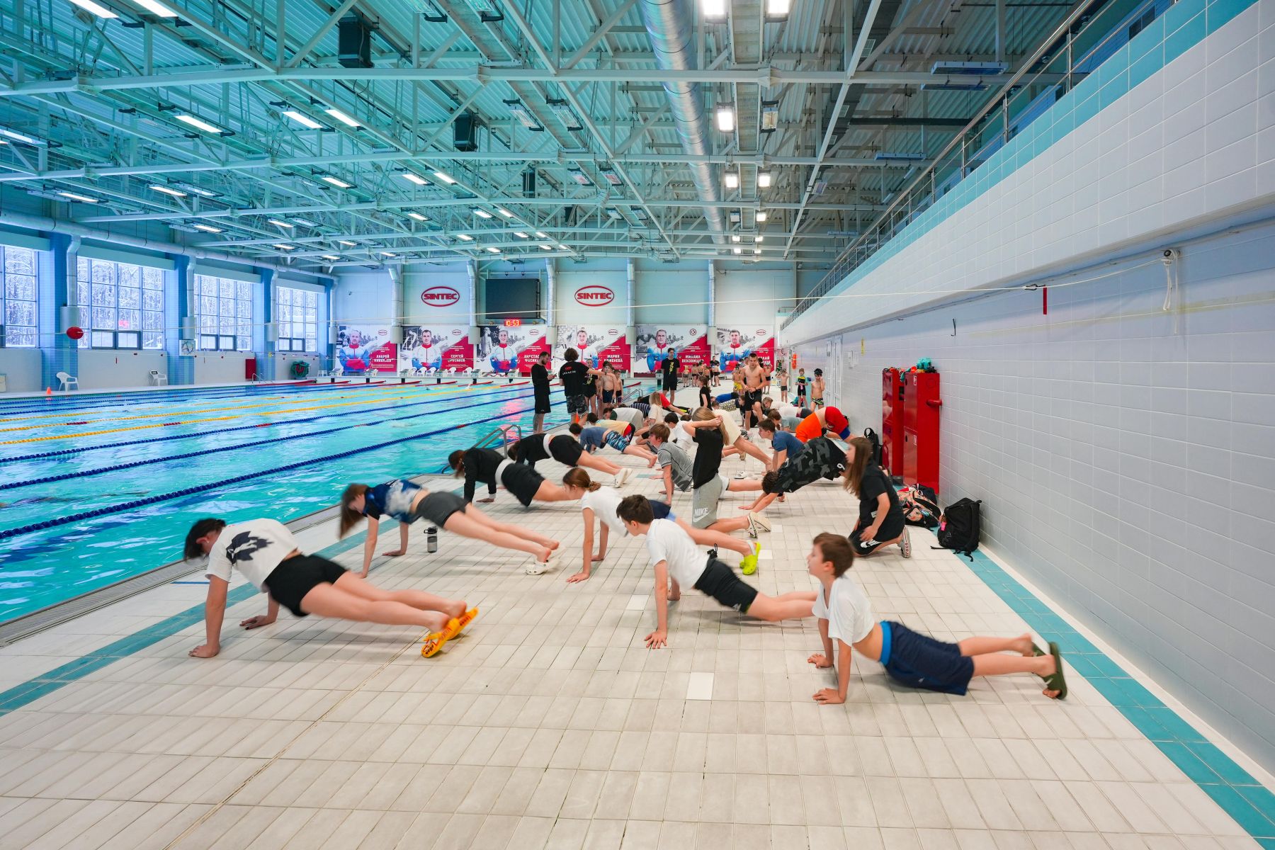 Сборы по плаванию SwimRocket на Валдае – детская программа, Новгородская обл., Валдай. Путевки на детские программы на 2026 год, фото обучения 1