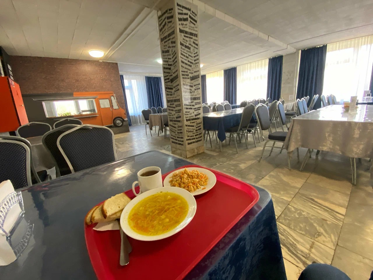 Баскетбольные сборы Stremlenie Camp Пушкино – спортивный лагерь, ​Московская обл., Пушкинский р-н. Путевки в детский лагерь на 2026 год, фото питания 1