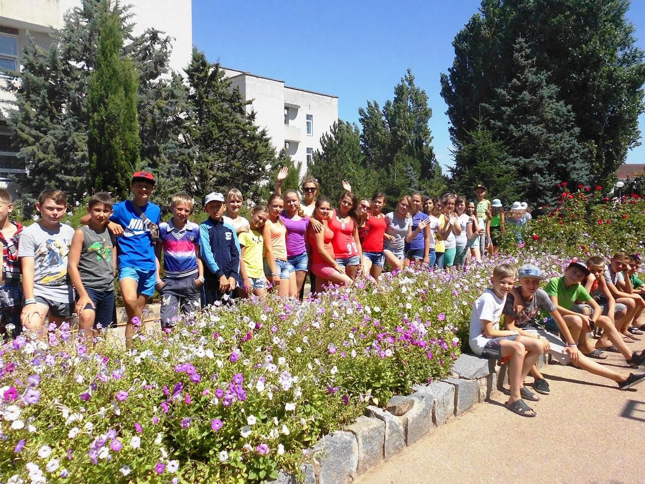 Юность – оздоровительный лагерь, Крым, Евпатория. Путевки в детский лагерь на 2023 год, фото 1
