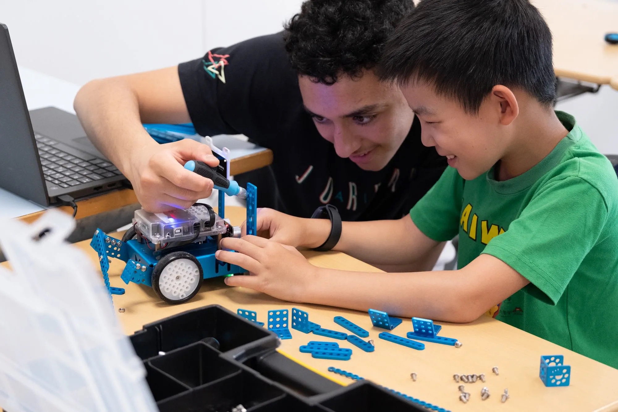 College du Léman – образовательный лагерь, Швейцария, Женева. Путевки в детский лагерь на 2026 год, фото 7