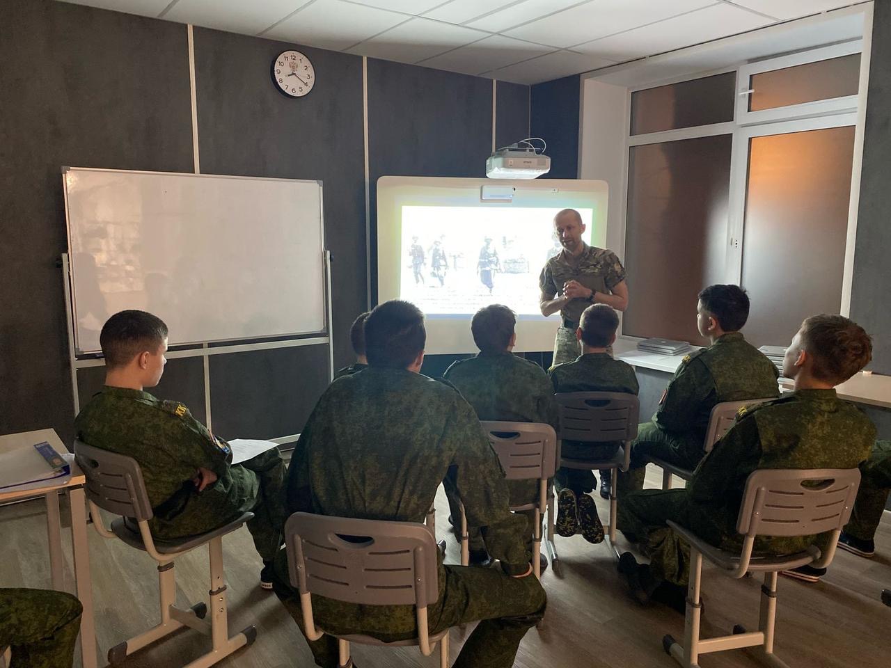 Кадетский лагерь при Школе Дмитровский – военно-патриотический лагерь, Москва, м. Лианозово. Путевки в детский лагерь на 2026 год, фото 7