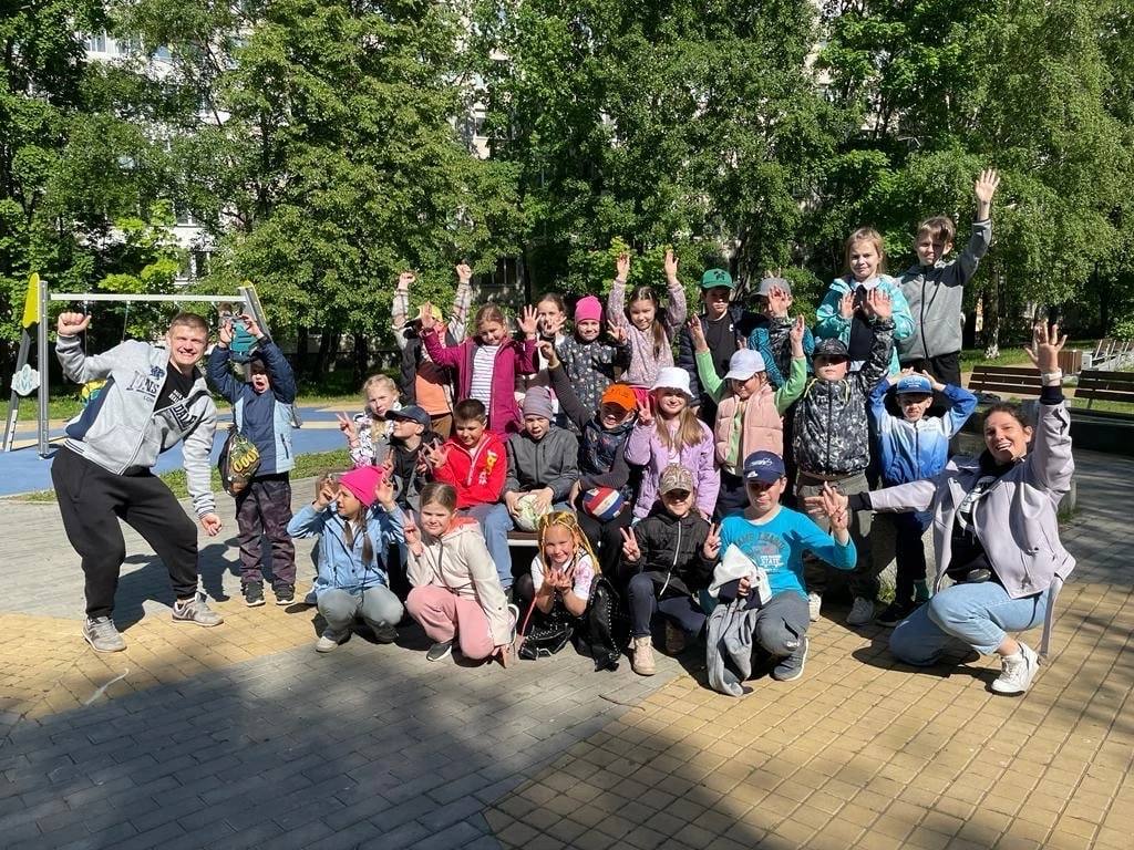 Клуб для школьников Будильник – городской лагерь, Санкт-Петербург, 5 локаций. Путевки в детский лагерь на 2026-2027 год, фото программы 7
