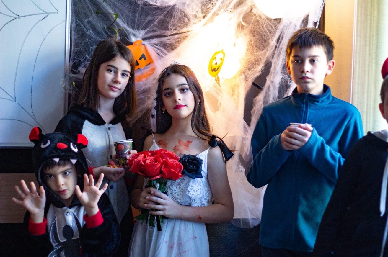 «Английский городской лагерь Ай Класс - IClass English Language Camp», Санкт-Петербург, м. Петроградская – 1.