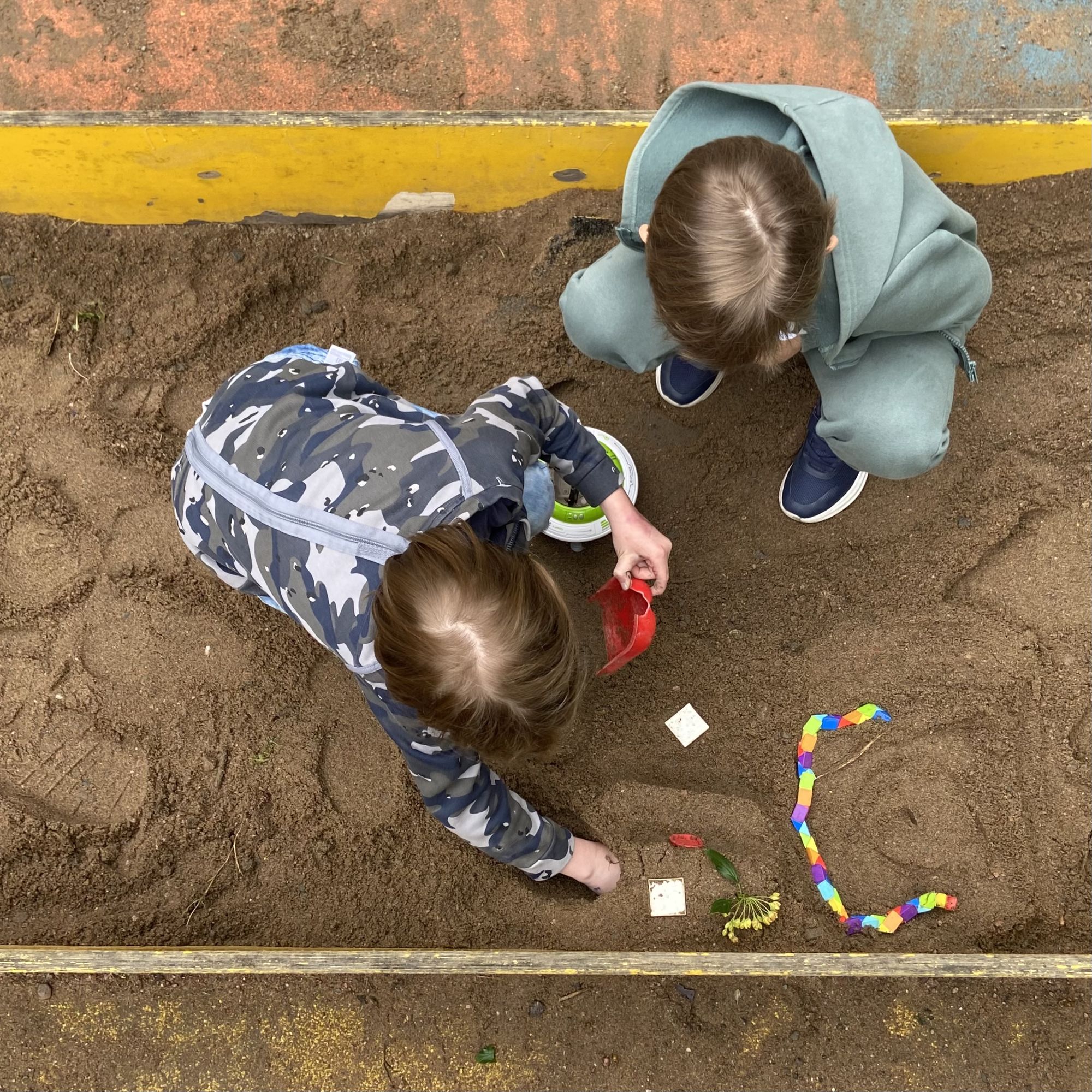«Английский городской лагерь Ай Класс - IClass English Language Camp», Санкт-Петербург, м. Петроградская – 7.