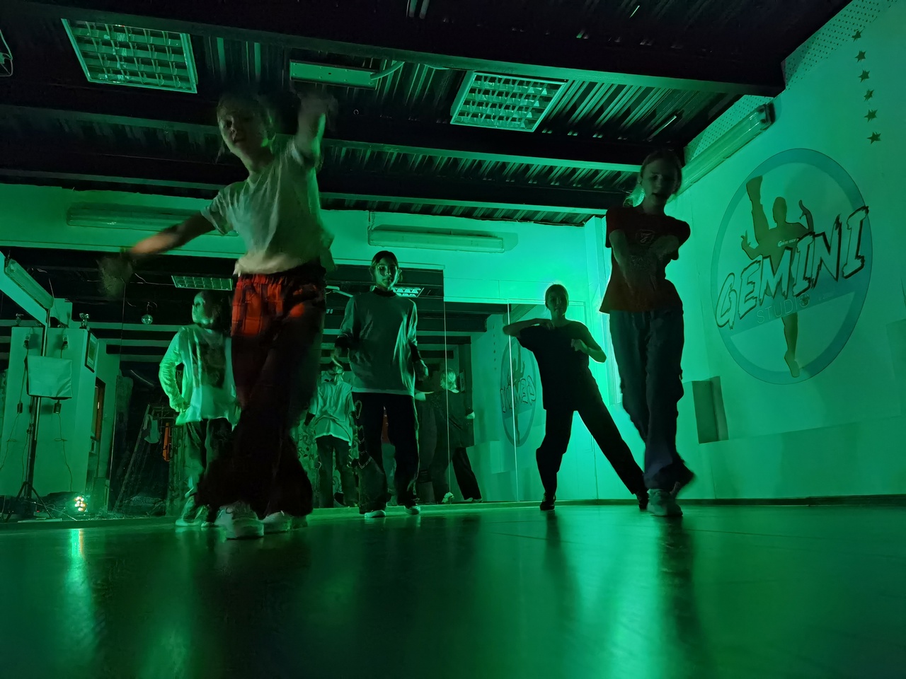 Хип-хоп Центр GEMINI – творческий лагерь, Ленинградская область, Гатчина. Путевки в детский лагерь на 2024 год, фото программы 2