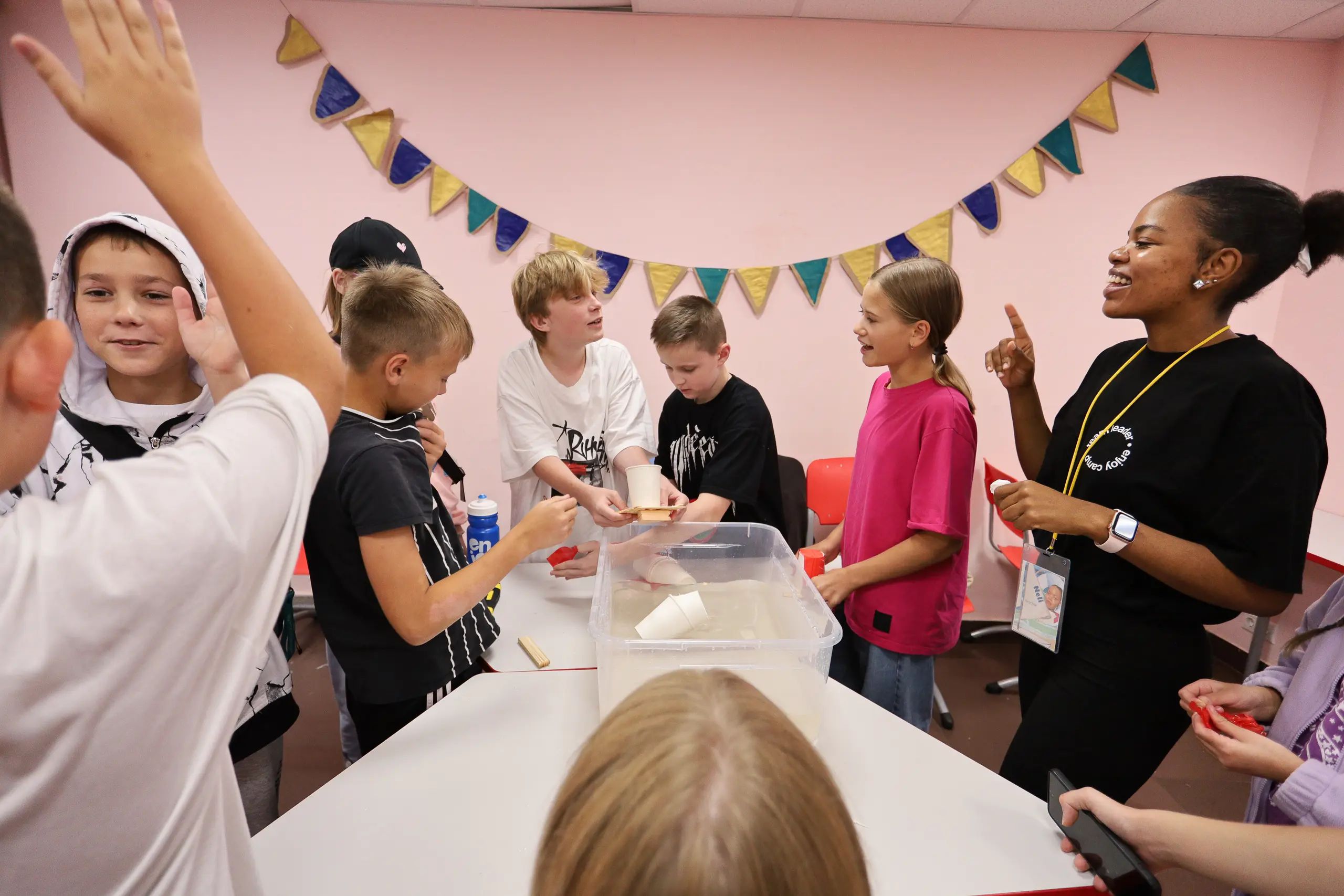 Enjoy Camp. English Level Up Ёлочки – языковой лагерь, Московская обл., Домодедово. Путевки в детский лагерь на 2026-2027 год, фото обучения 6