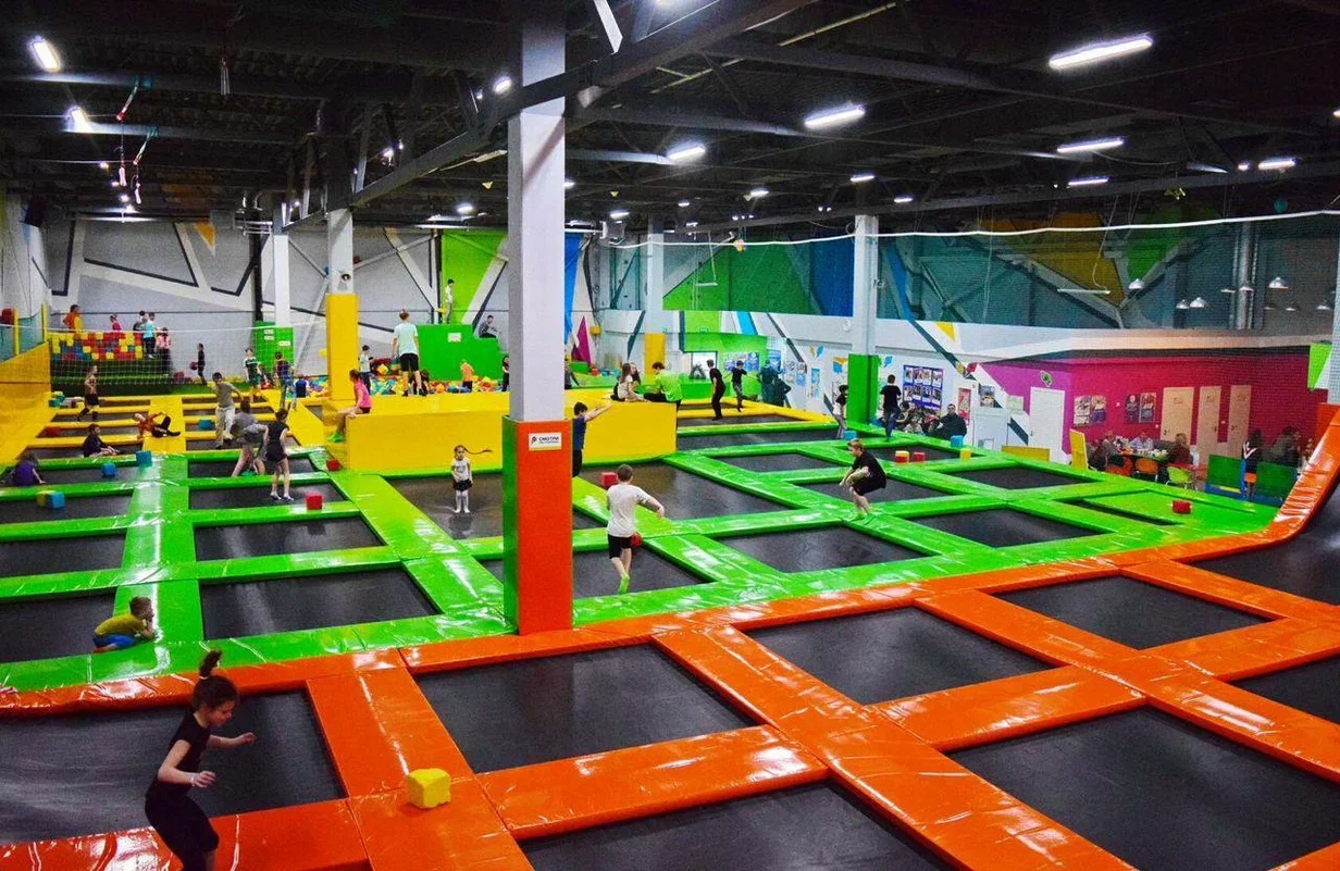 Вверх с Атмосферой! – городской лагерь, Москва, 3 локации. Путевки в детский лагерь на 2026 год, фото 1