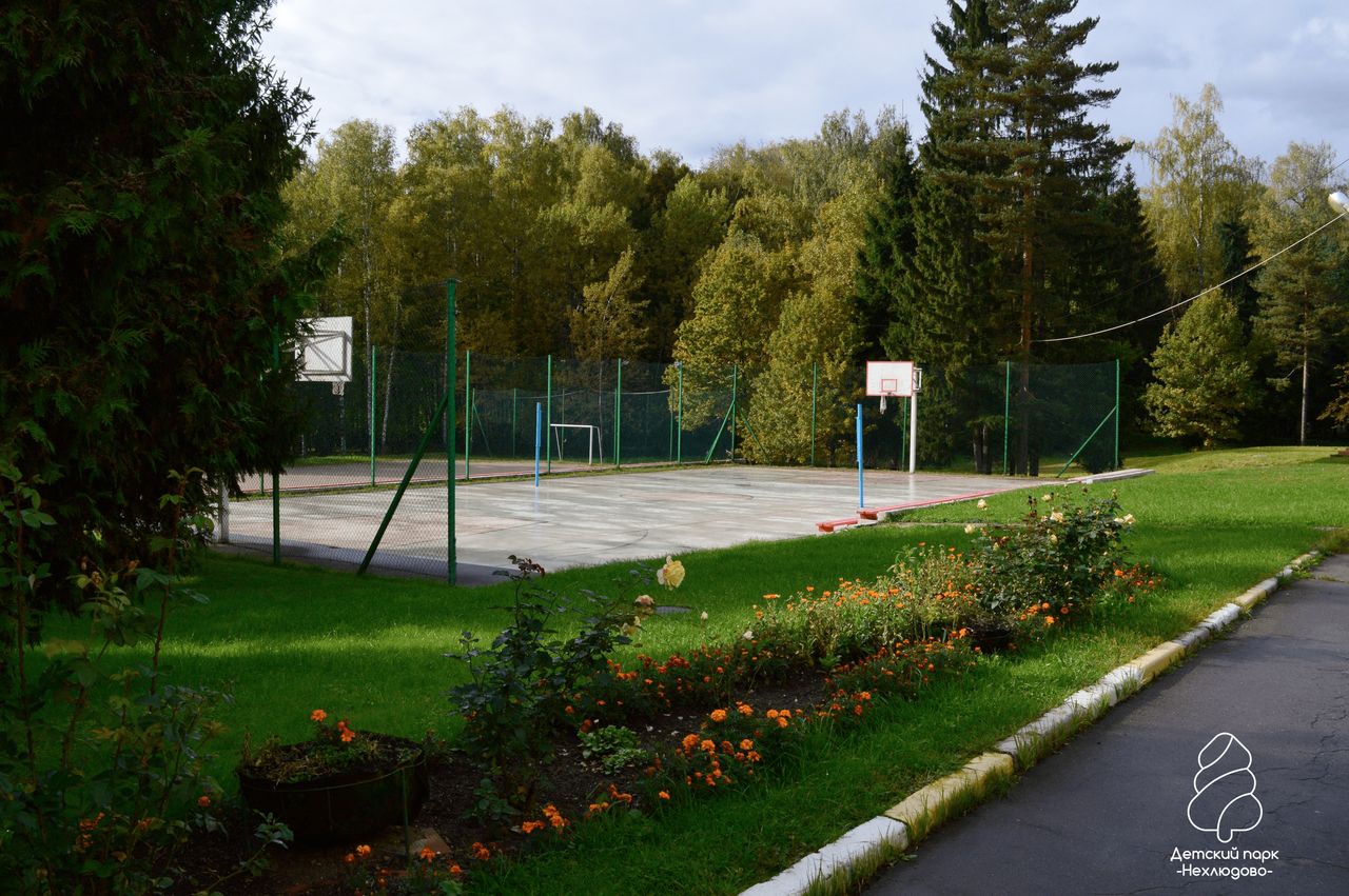 «Ёлка» – лагерь с бассейном, Московская область, Мытищинский район. Путевки в детский лагерь на 2023 год, фото размещения 1