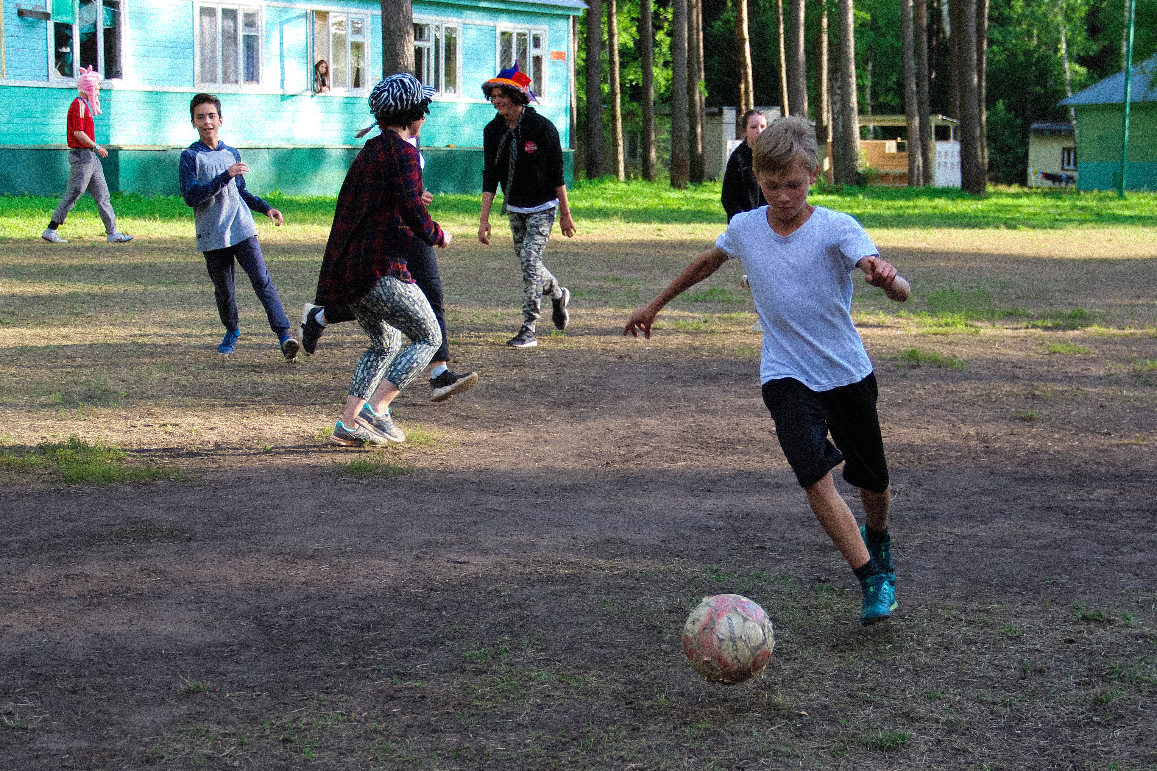 Рок-н-ролл каникулы. Лагерь Зеленые каникулы – творческий лагерь, Республика Татарстан, д. Матюшино. Путевки в детский лагерь на 2026 год, фото программы 6