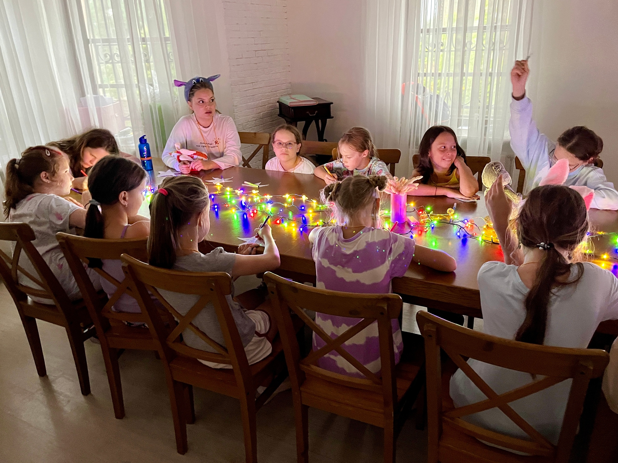 Творческие каникулы для девочек Маленькие звёзды / Little Stars – детская программа, Ленинградская обл., Рощино. Путевки на детские программы на 2026 год, фото 8